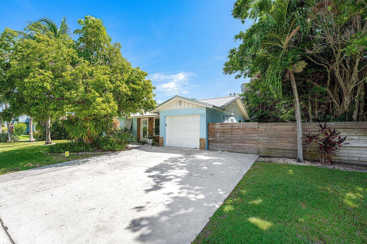 Listing  612 NW 7th Court, Boynton Beach, FL 33426, Boynton Beach, FL 33426