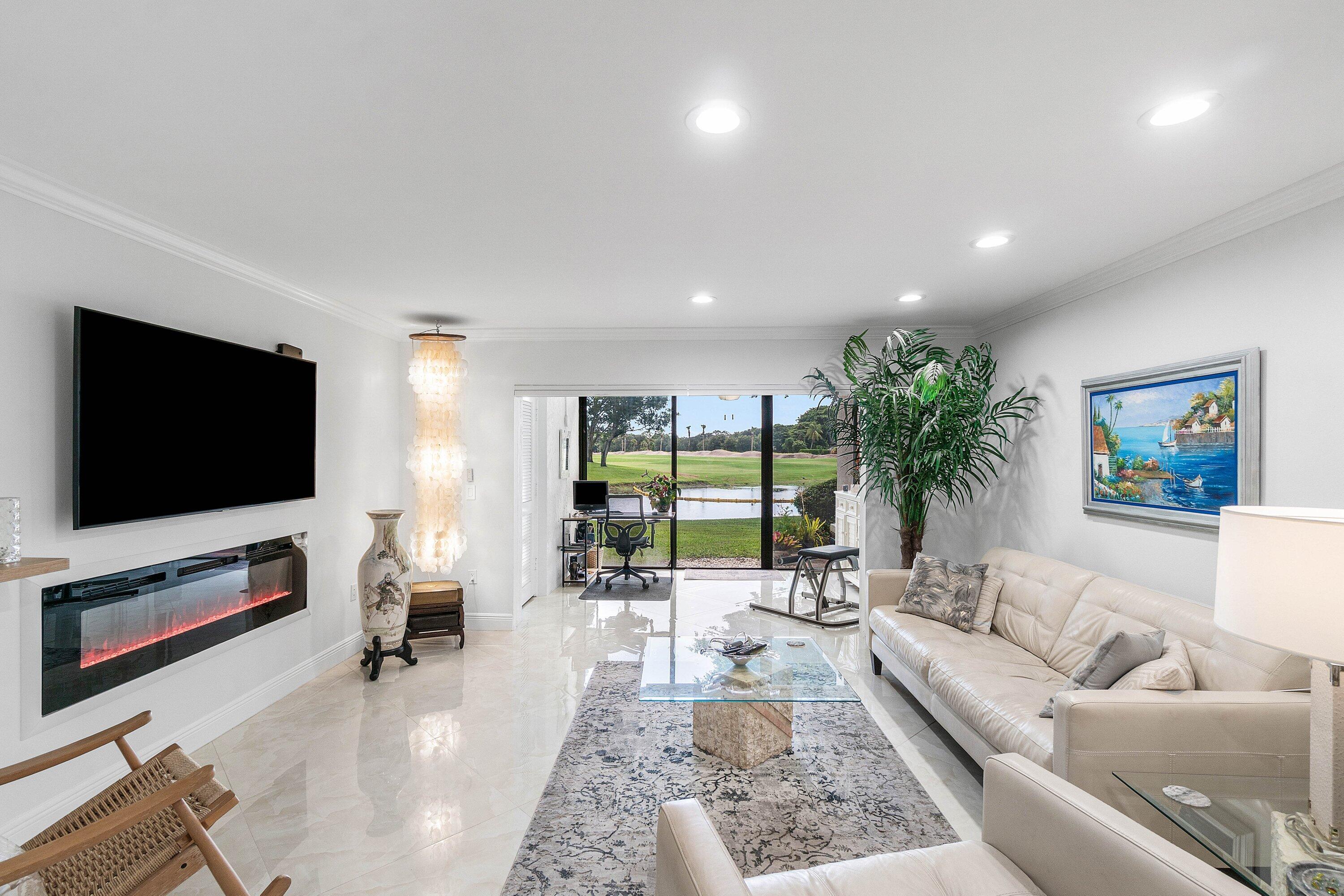 Listing  34 STRATFORD Lane W C, Boynton Beach, FL 33436, Boynton Beach, FL 33436