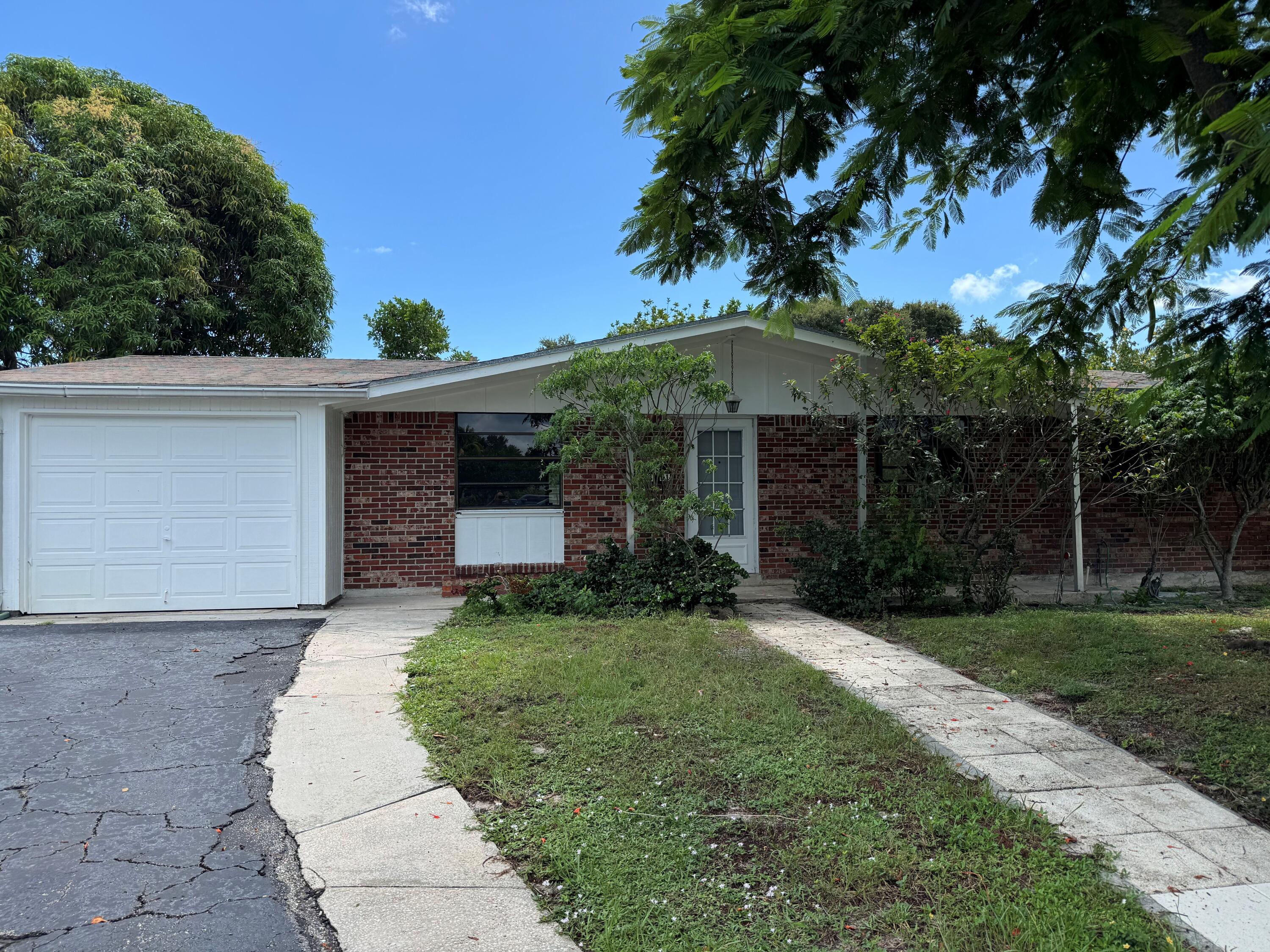 View details of listing 3651 BAHAMA Road, Cabana Colony, FL 33410 Cabana Colony with MLS#