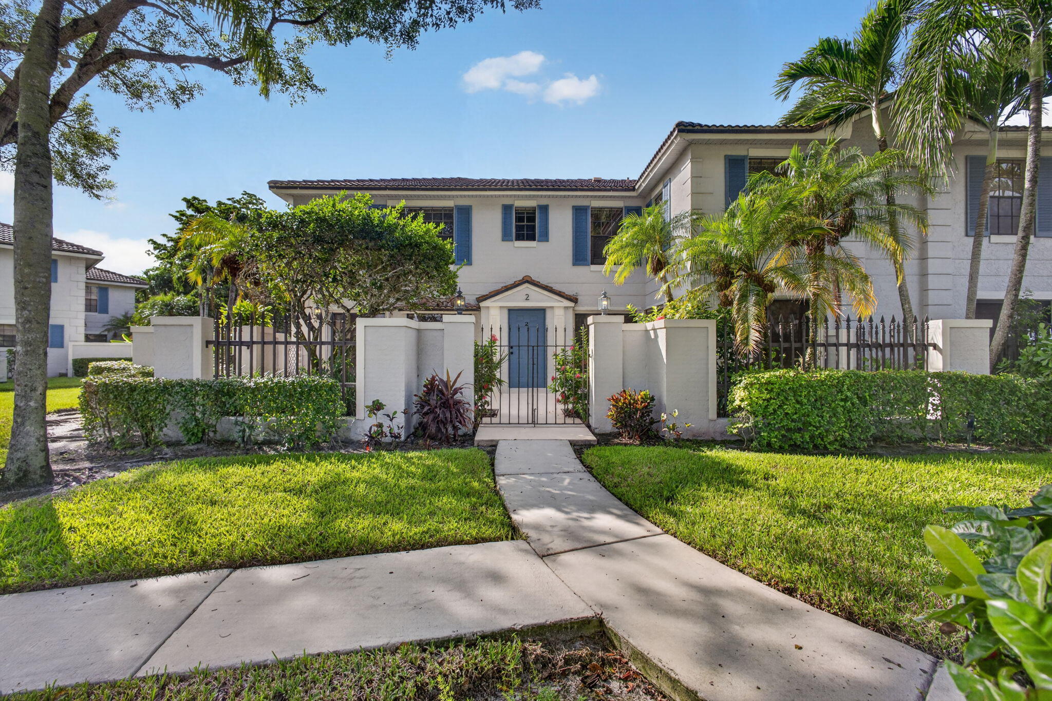 Listing  350 PRESTWICK Circle 2, Palm Beach Gardens, FL 33418, Palm Beach Gardens, FL 33418