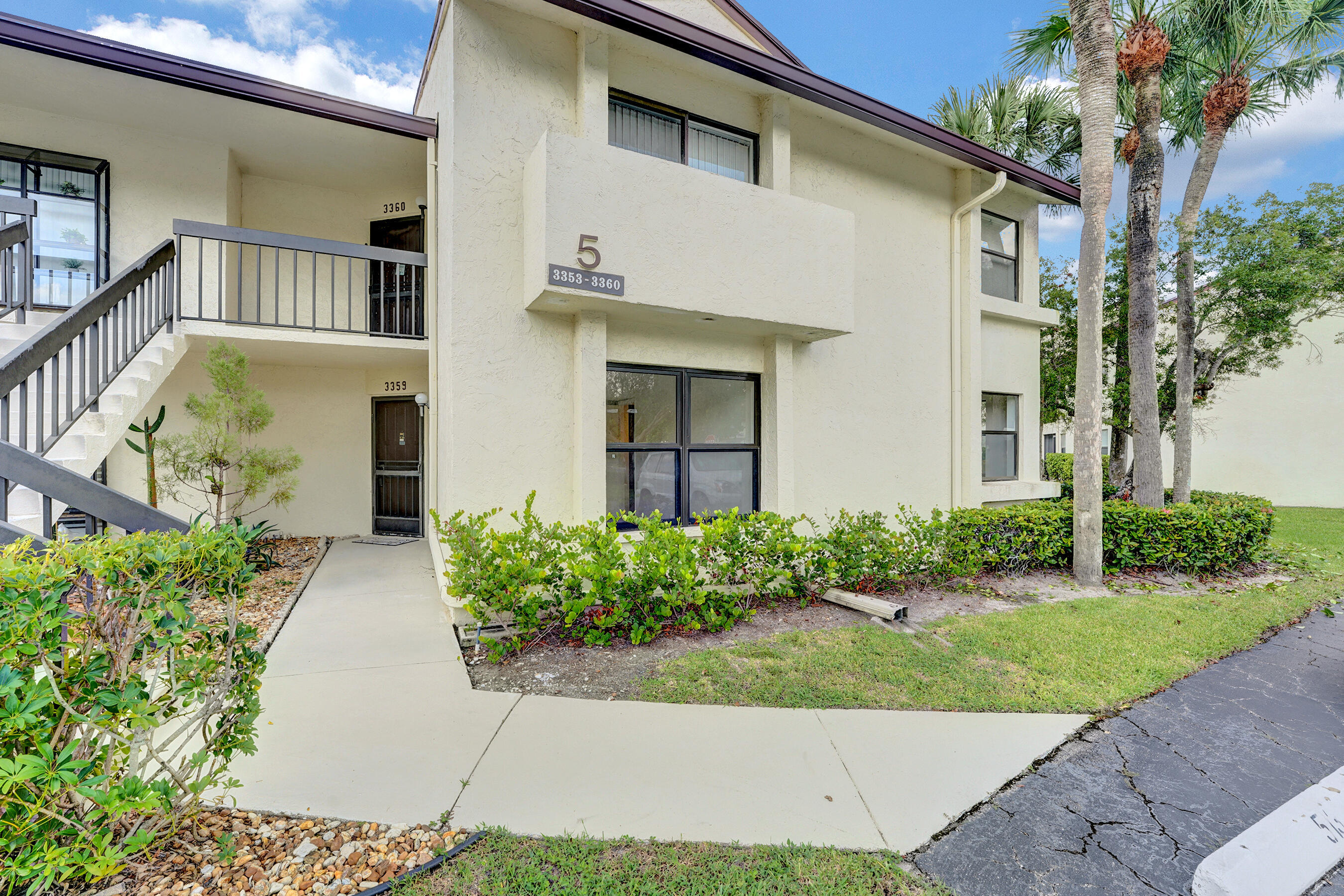Listing  3359 Lucerne Park Drive, Greenacres, FL 33467, Greenacres, FL 33467