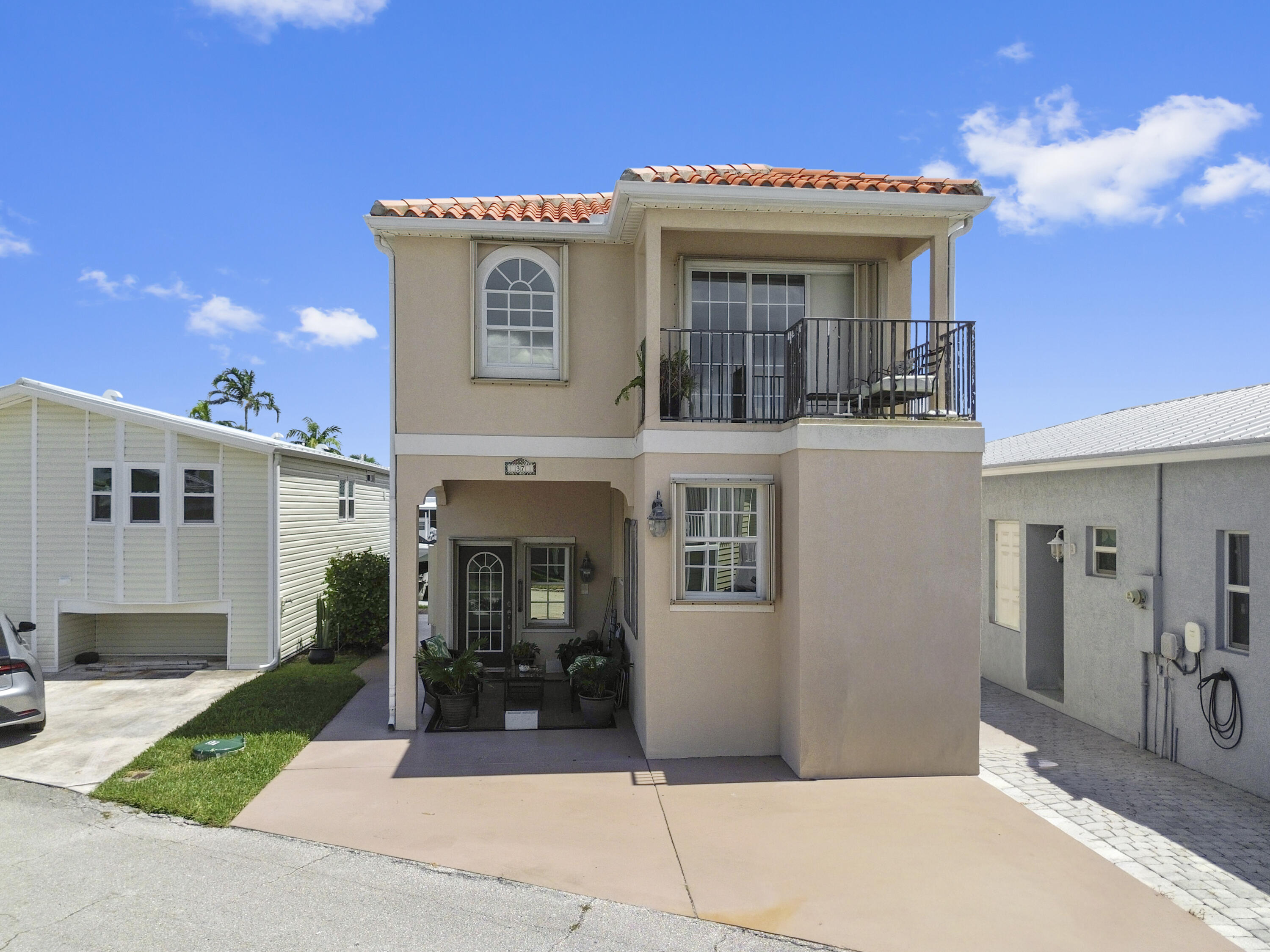 Listing  37 Nettles Boulevard, Jensen Beach, FL 34957, Jensen Beach, FL 34957