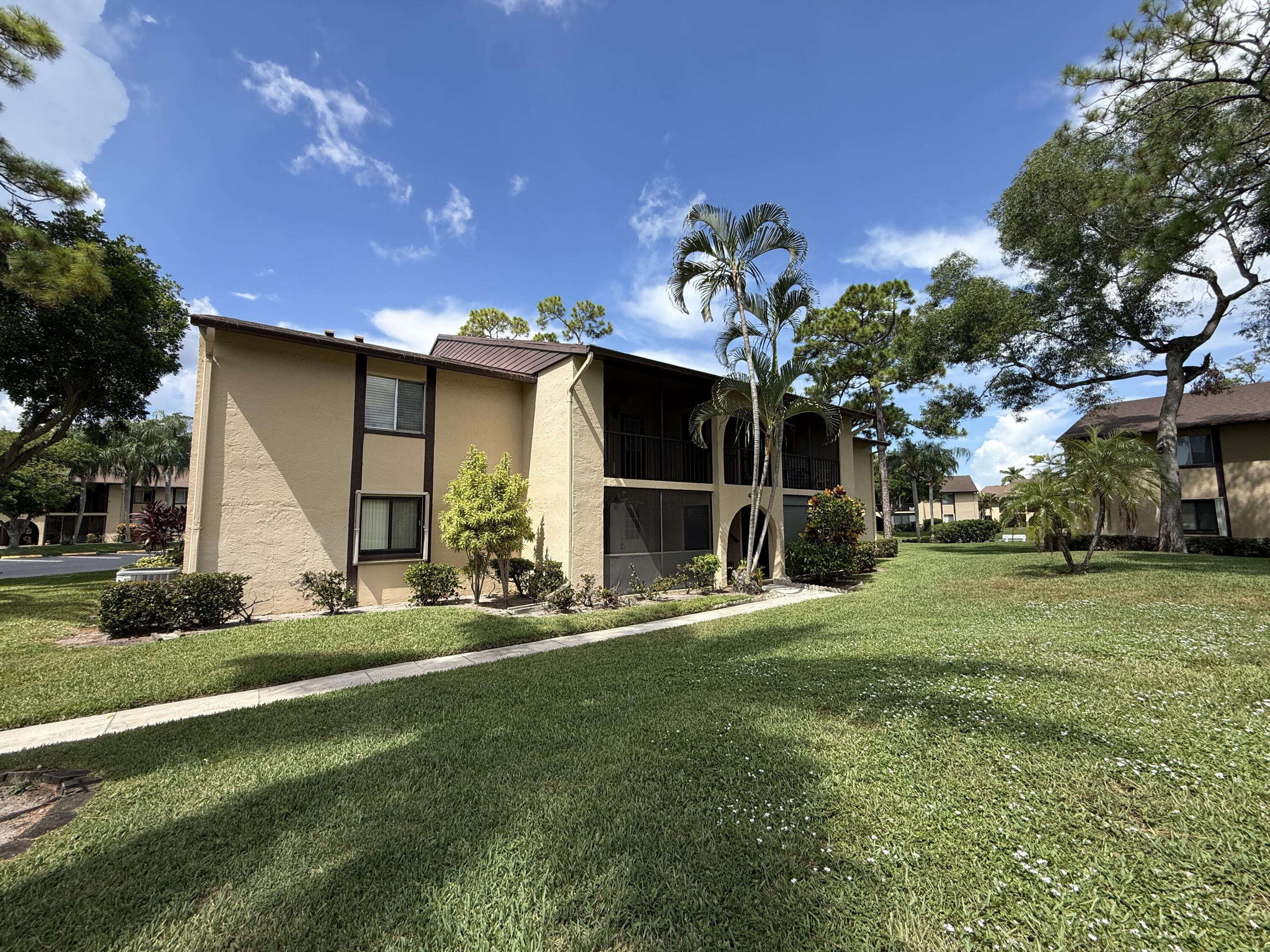 Listing  418 PINE GLEN Lane C-2, Greenacres, FL 33463, Greenacres, FL 33463