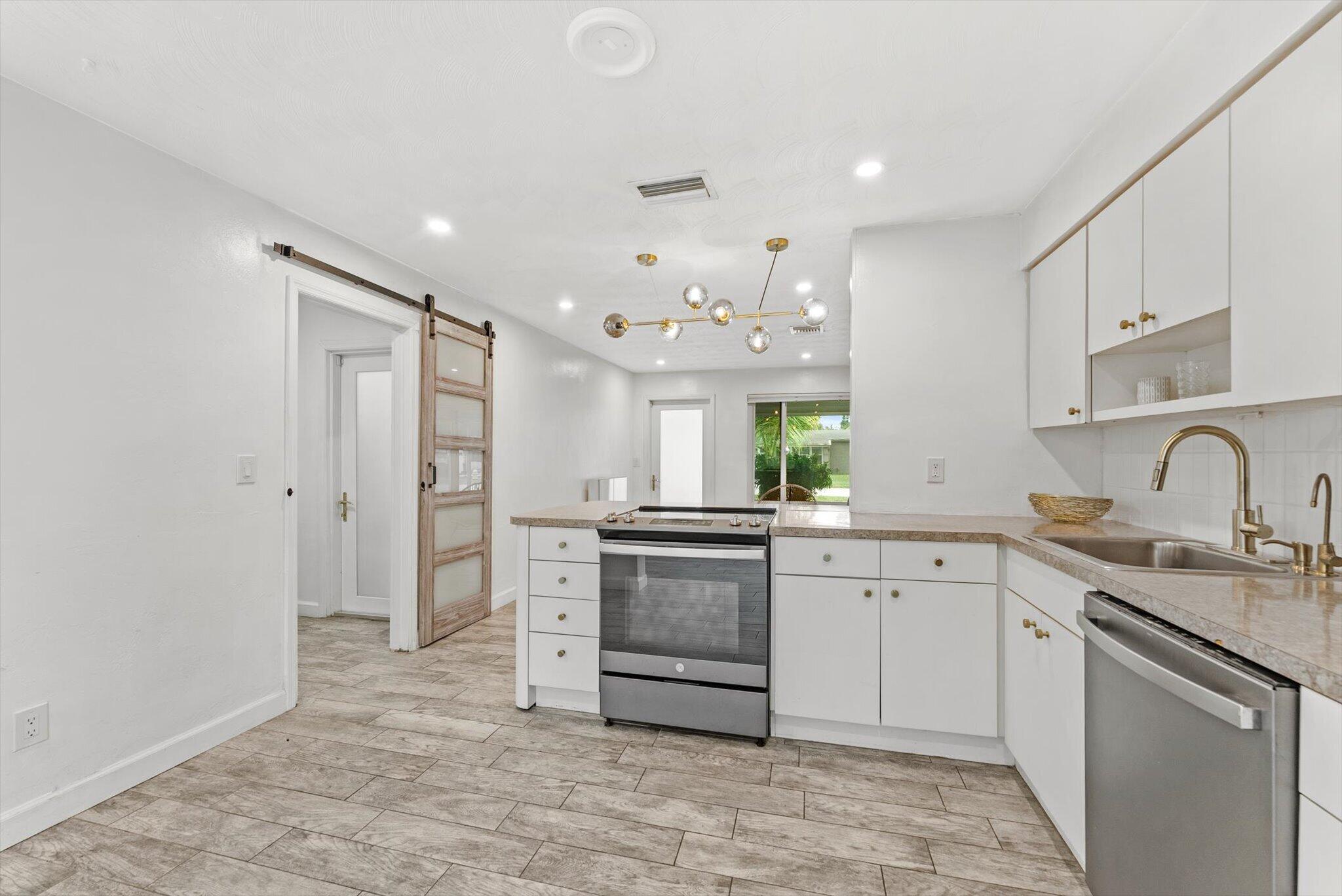 Listing  4641 SW 25TH Terrace, Dania Beach, FL 33312, Dania Beach, FL 33312