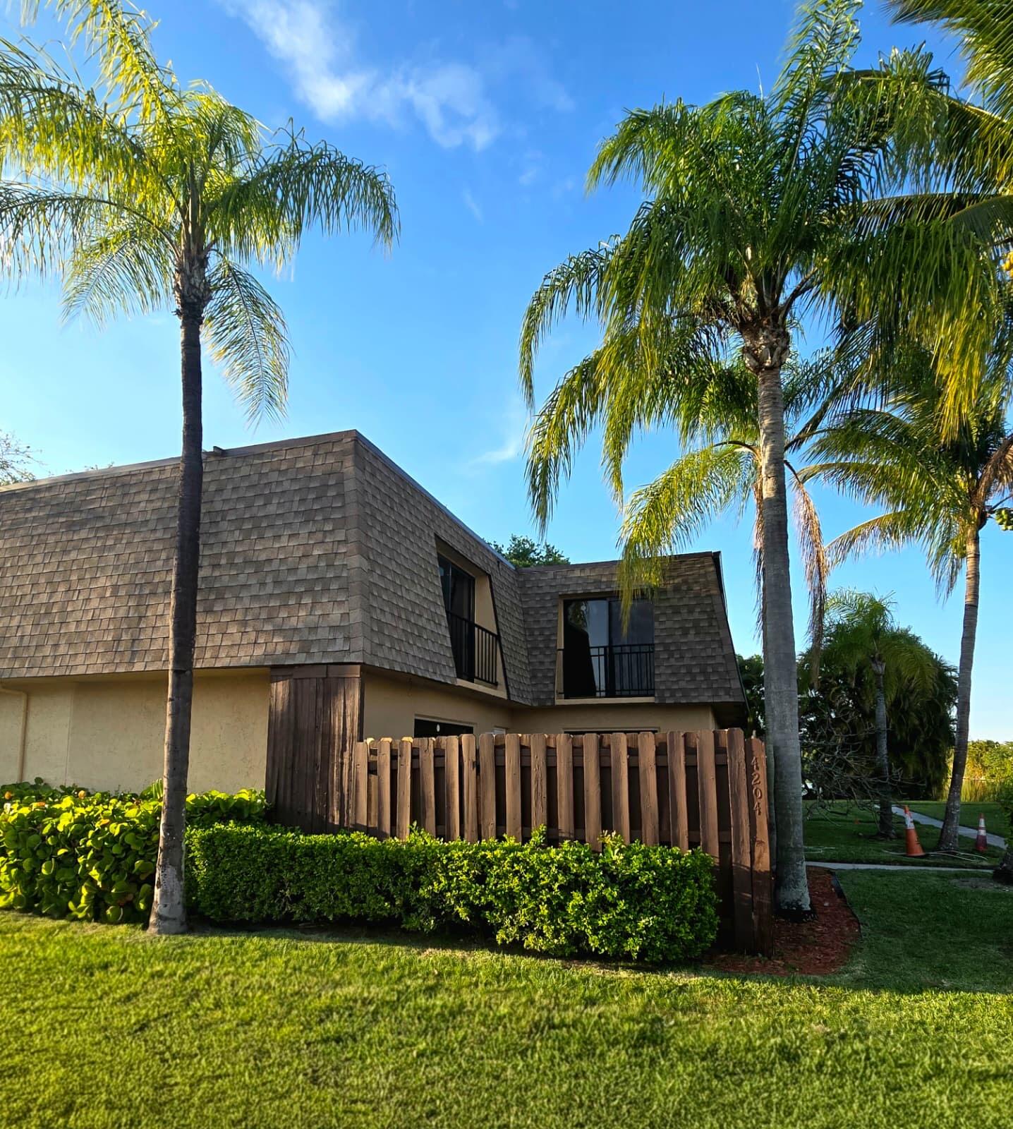 View details of listing 4204 WATERVIEW Circle, Palm Springs, FL 33461 Palm Springs with MLS#