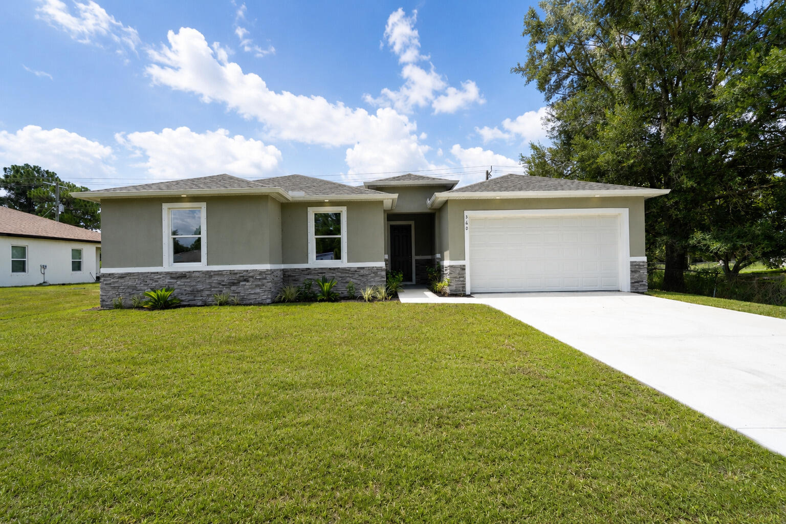 View details of listing 360 WARWICK Street SE, Palm Bay, FL 32909 Palm Bay with MLS#