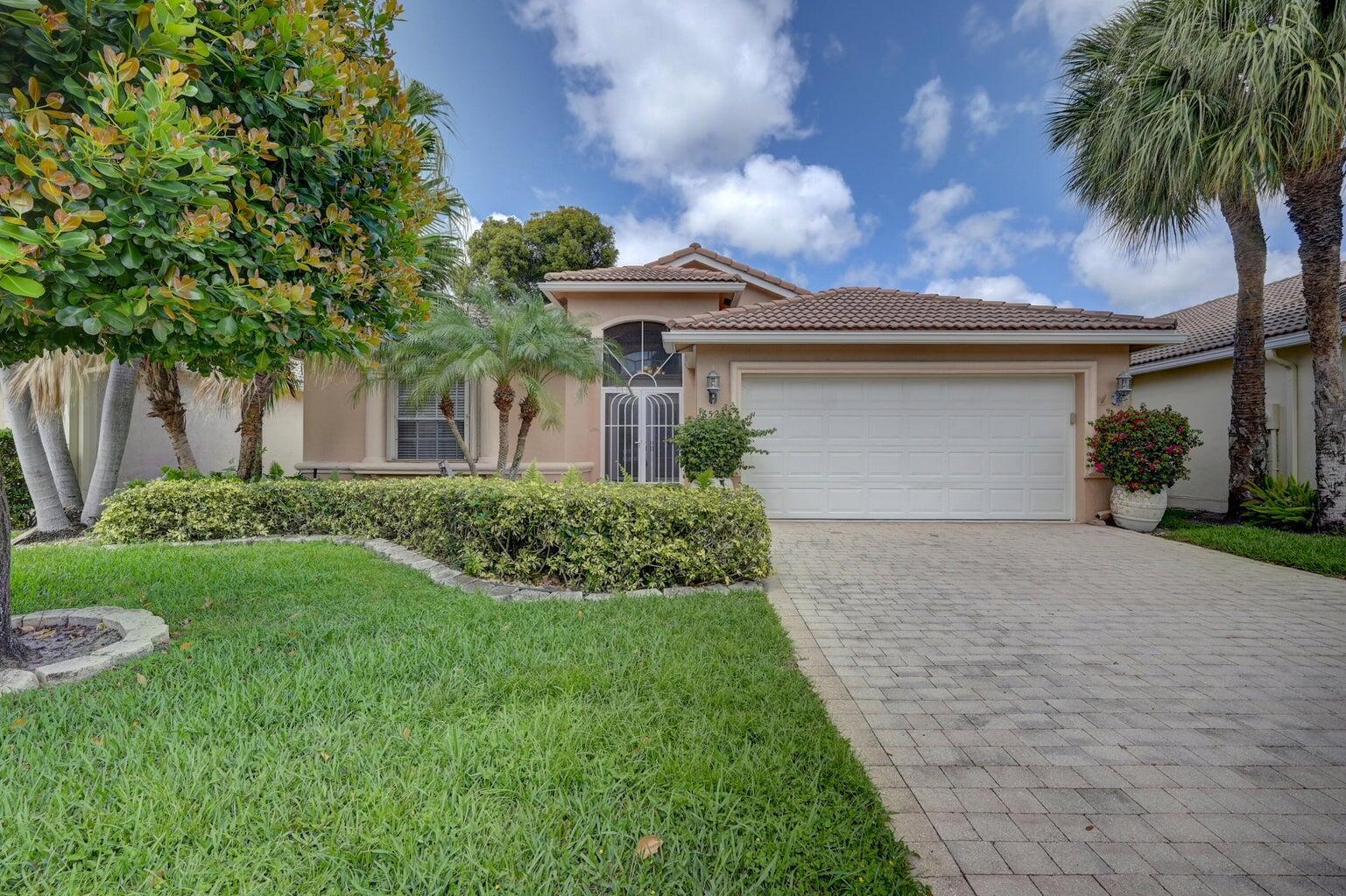 View details of listing 6523 Vía Trento, Delray Beach, FL 33446 Delray Beach with MLS#