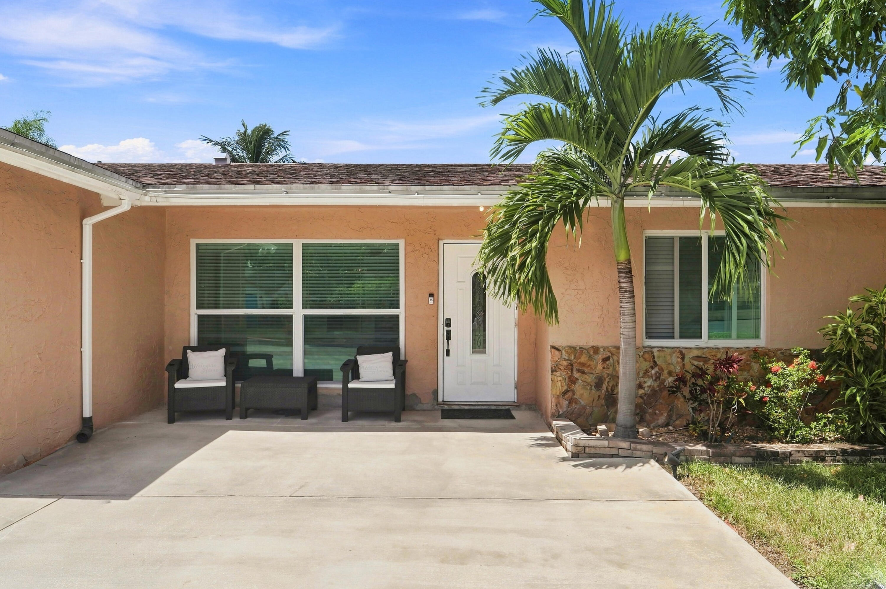 View details of listing 4665 NW 113TH Avenue, Sunrise, FL 33323 Sunrise with MLS#
