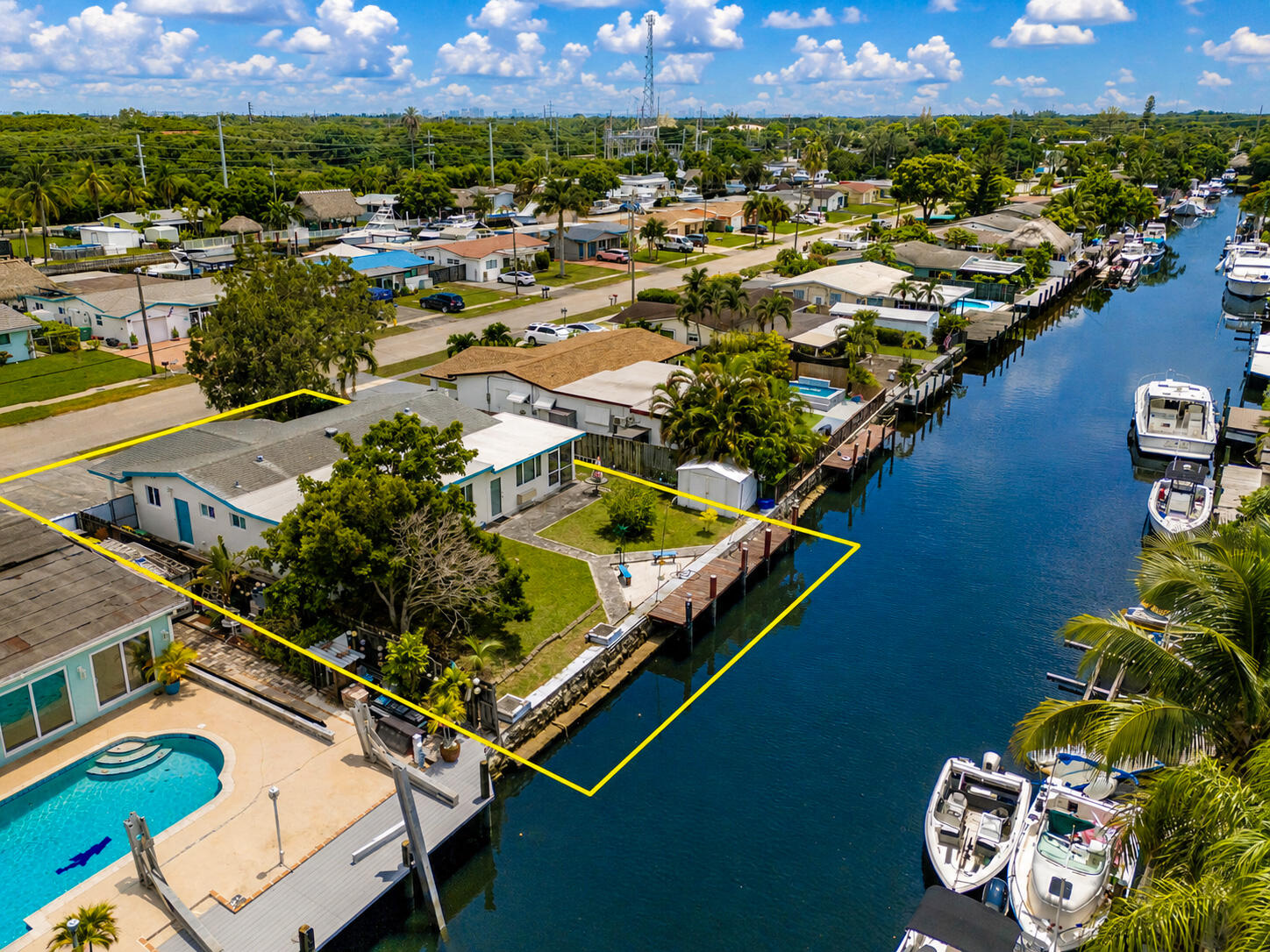 View details of listing 4521 SW 42ND Terrace, Dania Beach, FL 33314 Dania Beach with MLS#