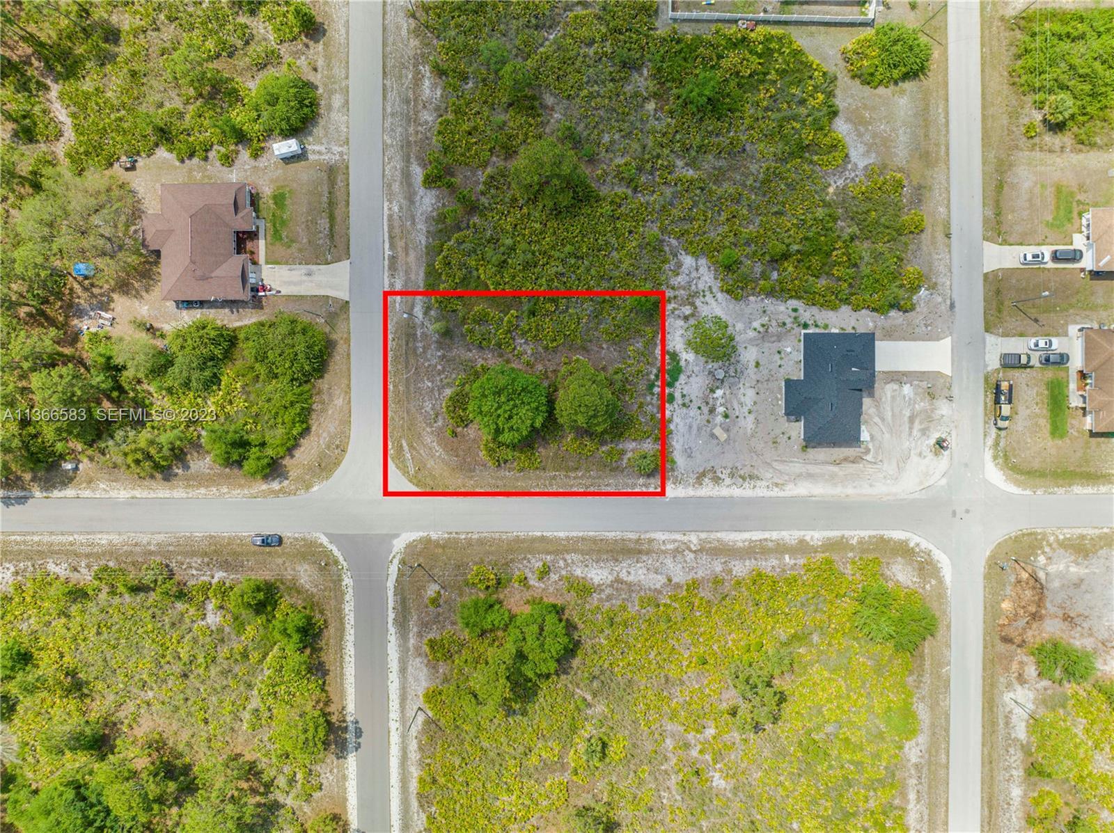 View details of listing 2700 39TH Street W, Lehigh Acres, FL 33971 Lehigh Acres with MLS# 