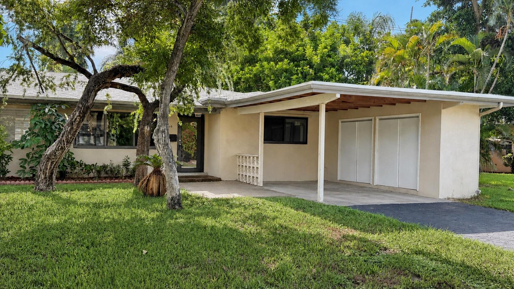 View details of listing 360 NW 65TH Avenue, Plantation, FL 33317 Plantation with MLS# 