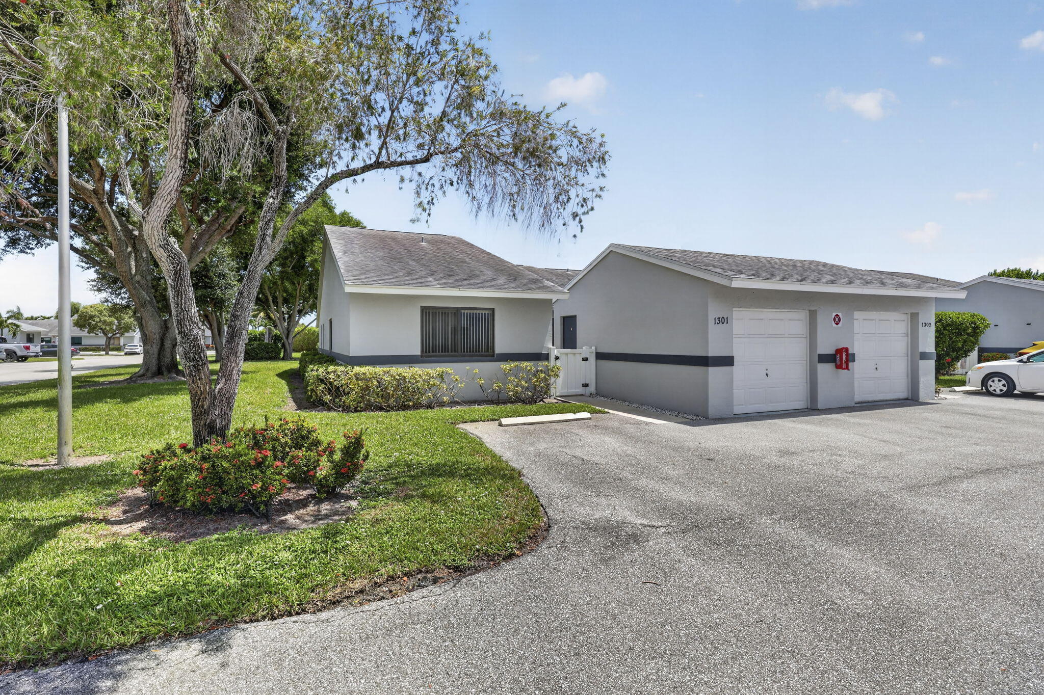 Listing  2641 Gately Drive W 1301, West Palm Beach, FL 33415, West Palm Beach, FL 33415