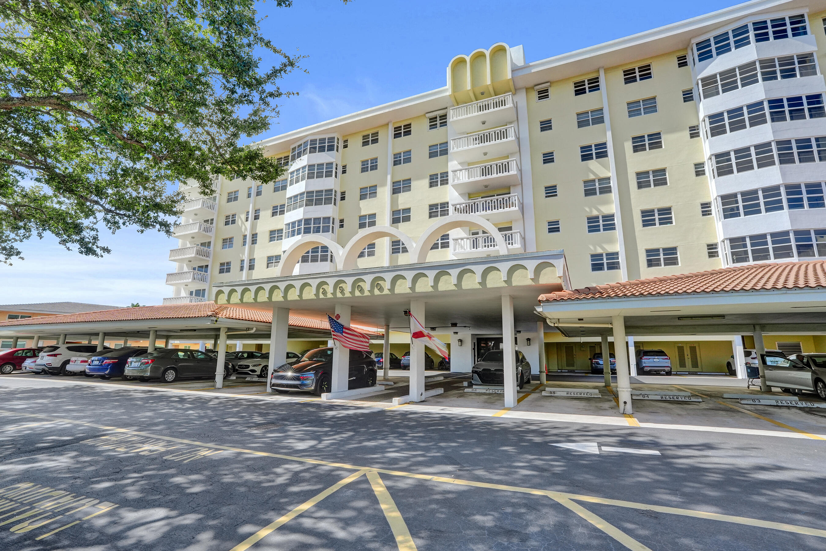 Listing  2500 NE 48TH Lane 606, Fort Lauderdale, FL 33308, Fort Lauderdale, FL 33308