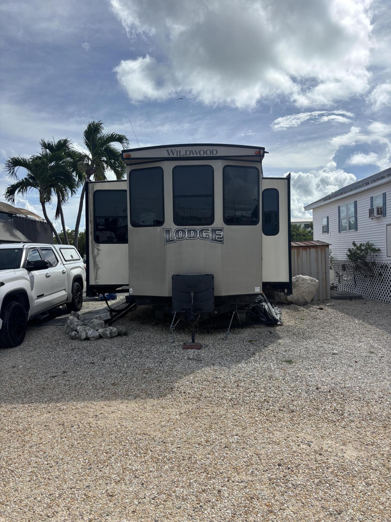 View details of listing 36 E 2ND 3P, Key Largo, FL 33037 Key Largo with MLS#