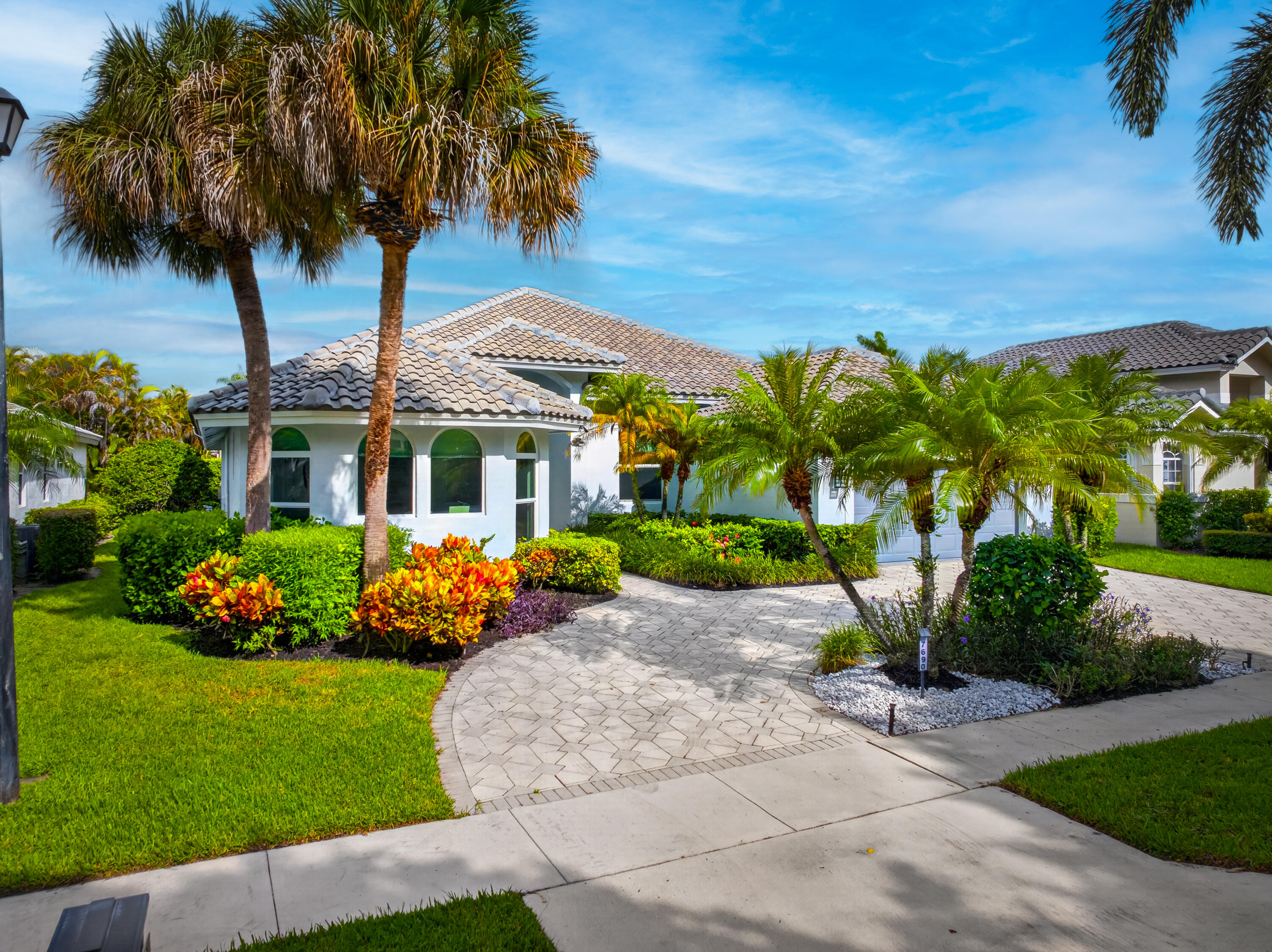 View details of listing 7690 La Corniche Circle, Boca Raton, FL 33433 Boca Raton with MLS#