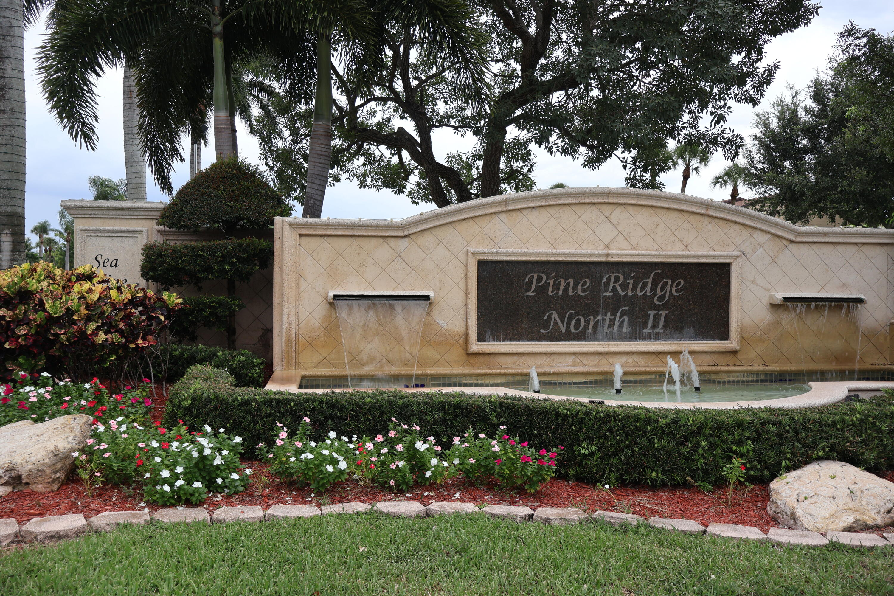 View details of listing 603 Sea Pine Way H3, Greenacres, FL 33415 Greenacres with MLS#