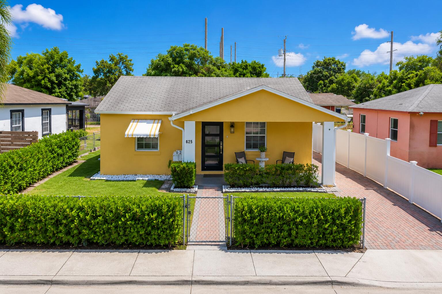 Listing  625 W 2ND Street, Riviera Beach, FL 33404, Riviera Beach, FL 33404