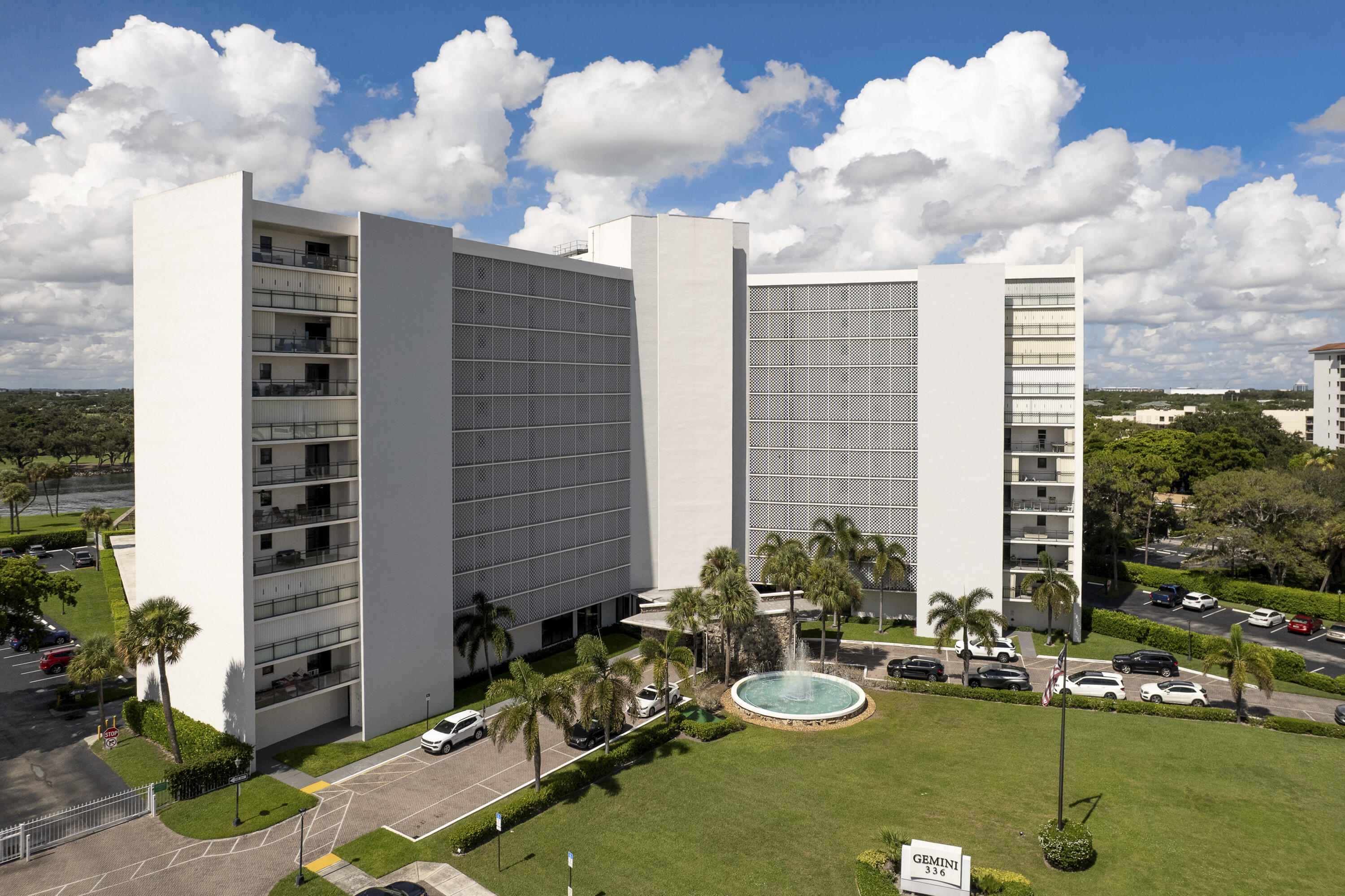 View details of listing 336 GOLFVIEW Road 708, North Palm Beach, FL 33408 North Palm Beach with MLS#