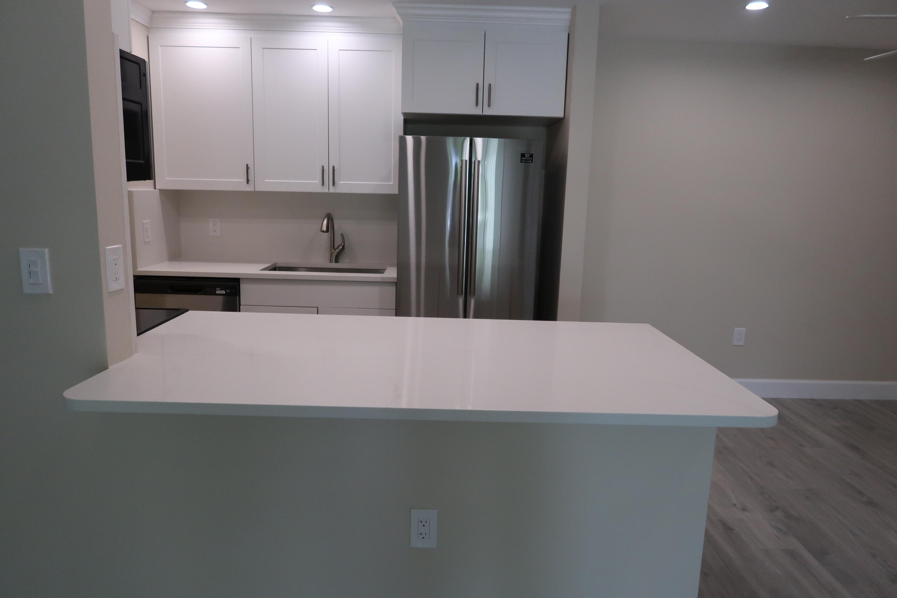 View details of listing 12076 ALTERNATE A1A E2, Cabana Colony, FL 33410 Cabana Colony with MLS#
