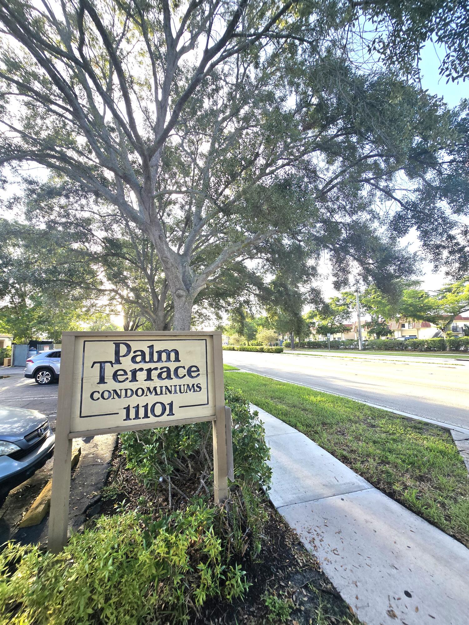 View details of listing 11101 Royal Palm Boulevard 213, Coral Springs, FL 33065 Coral Springs with MLS#