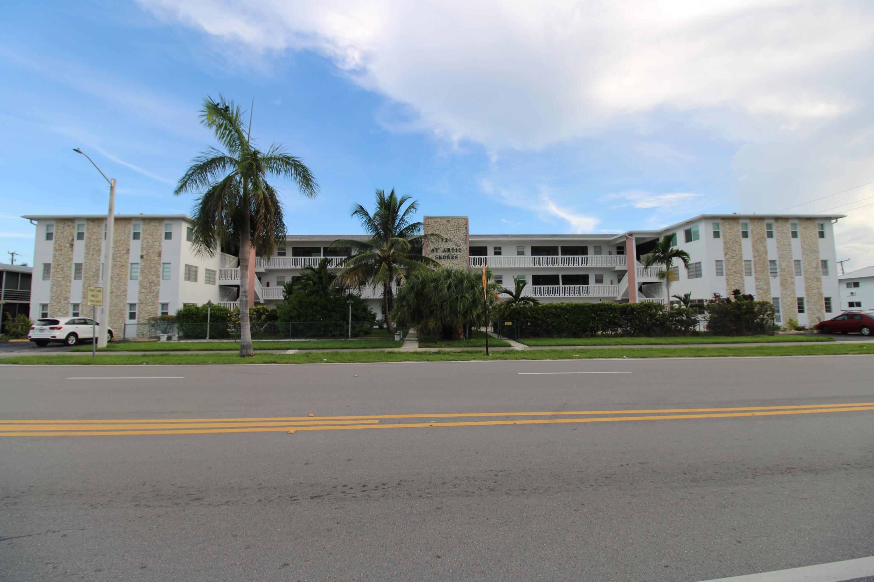 View details of listing 721 ATLANTIC SHORES Boulevard 309, Hallandale Beach, FL 33009 Hallandale Beach with MLS# 
