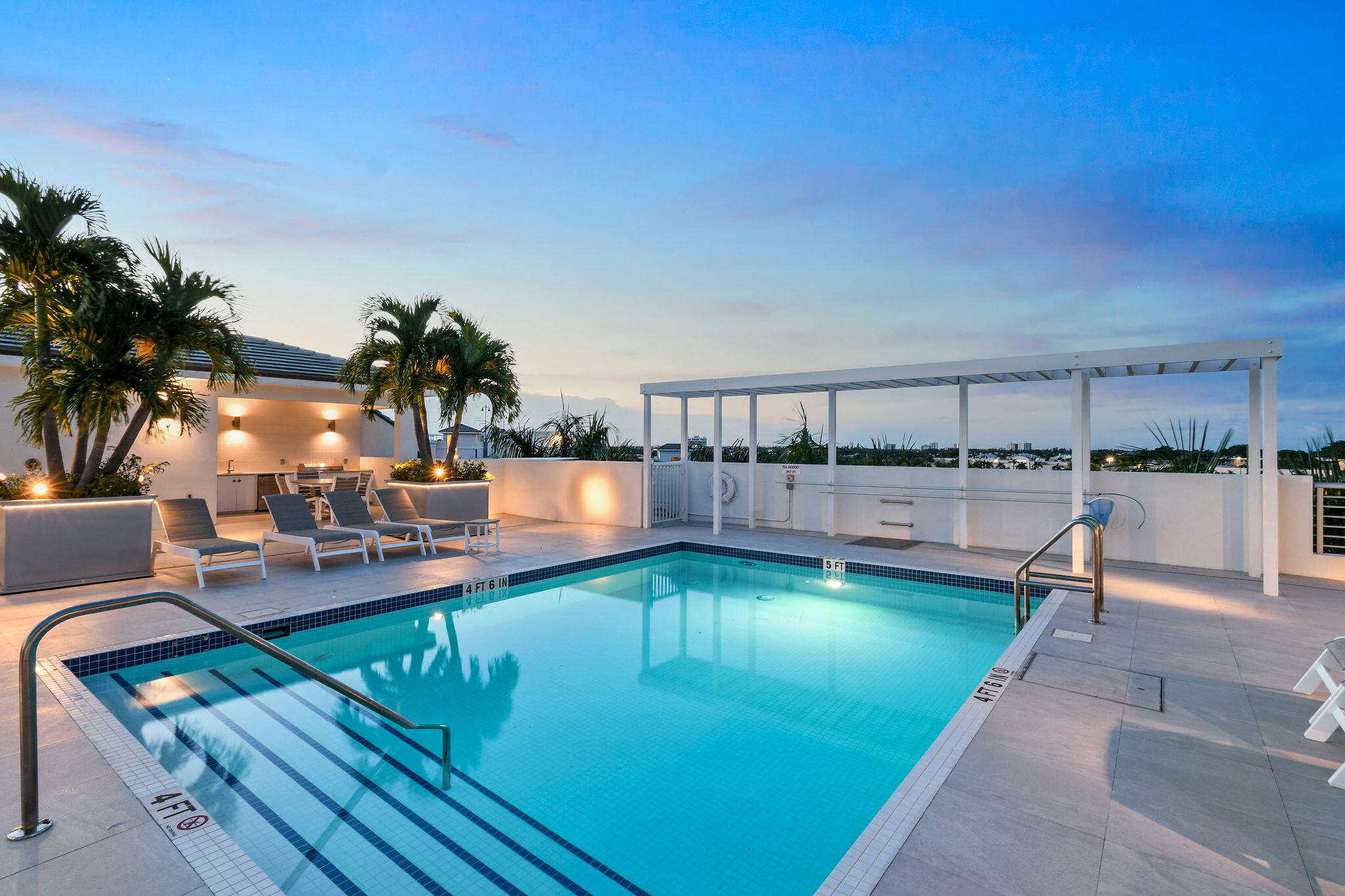 Listing  1 S COASTAL Way 202, Jupiter, FL 33477, Jupiter, FL 33477
