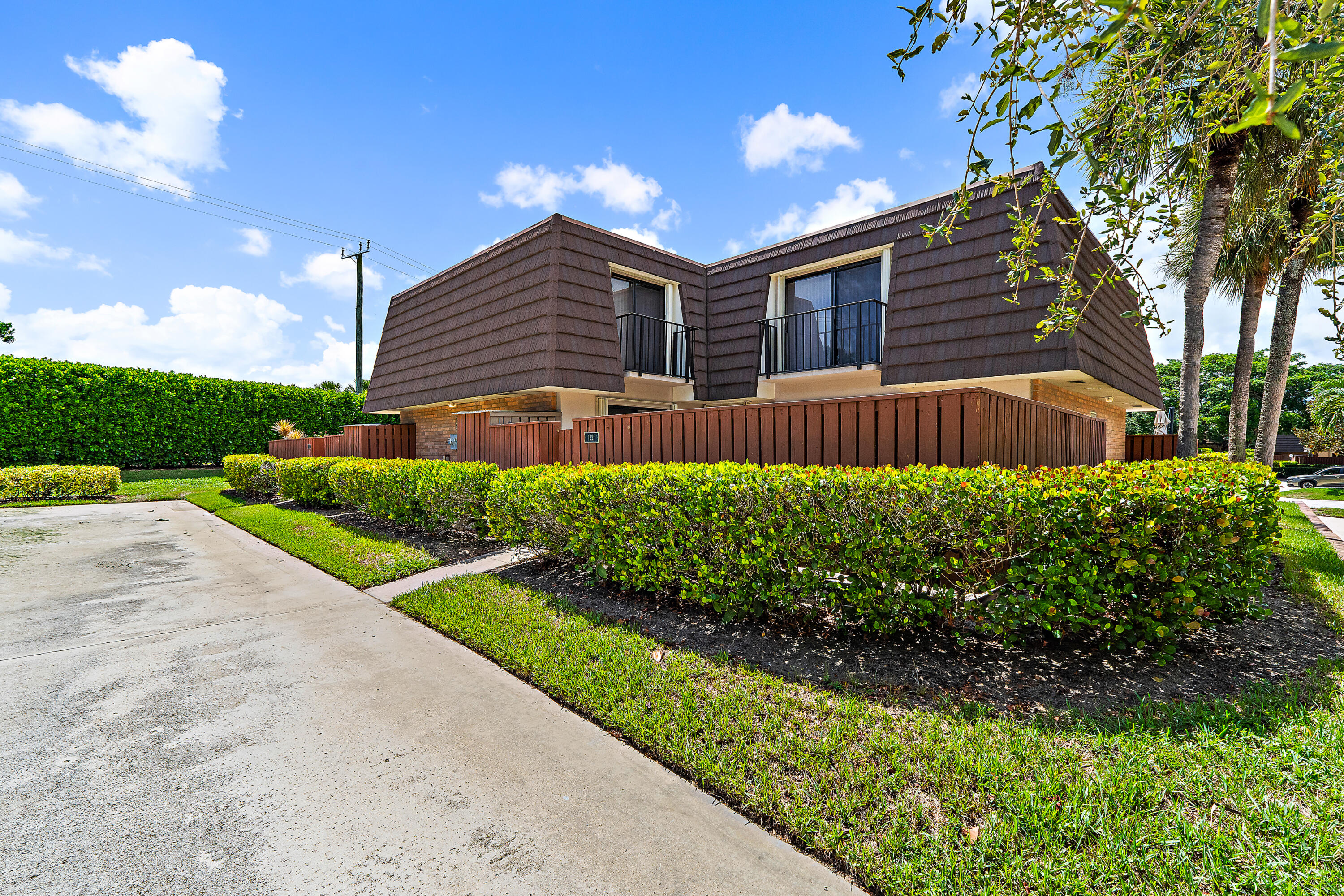 Listing  1221 12TH Court, Jupiter, FL 33477, Jupiter, FL 33477