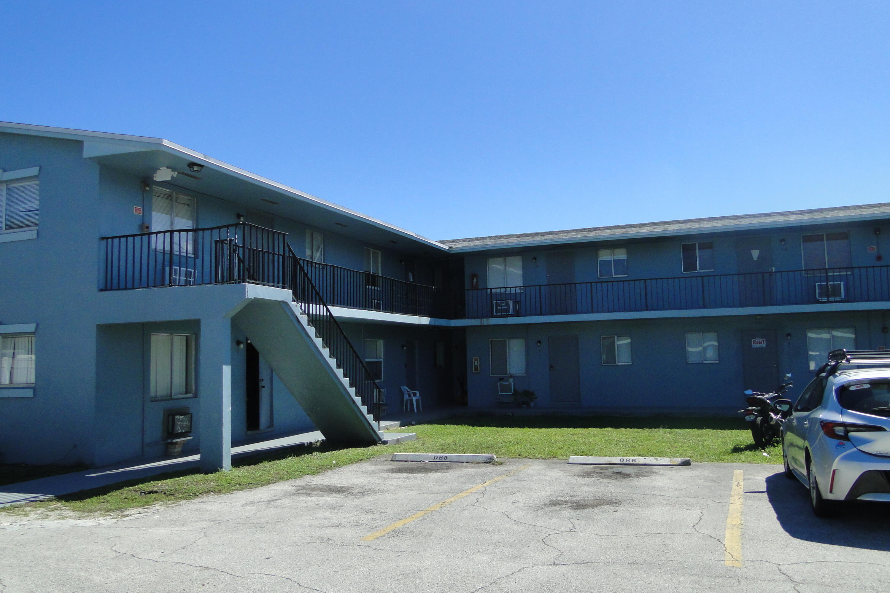 View details of listing 1829 N A Street 14, Lake Worth Beach, FL 33460 Lake Worth Beach with MLS# 