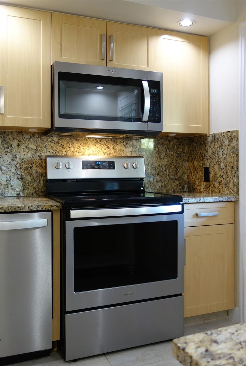 View details of listing 2600 S Course Drive 104, Pompano Beach, FL 33069 Pompano Beach with MLS# 