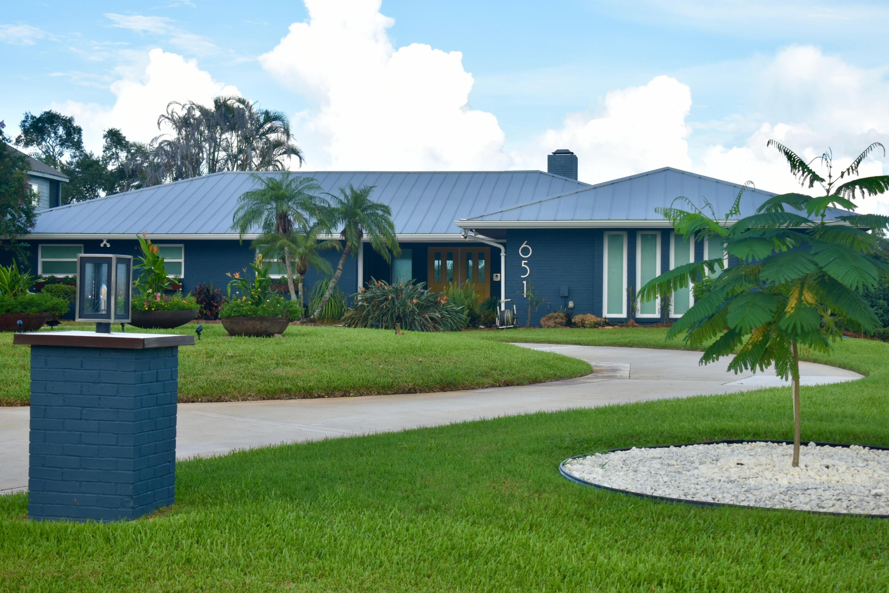 View details of listing 651 SE Hidden River Drive, Port St. Lucie, FL 34983 Port St. Lucie with MLS#