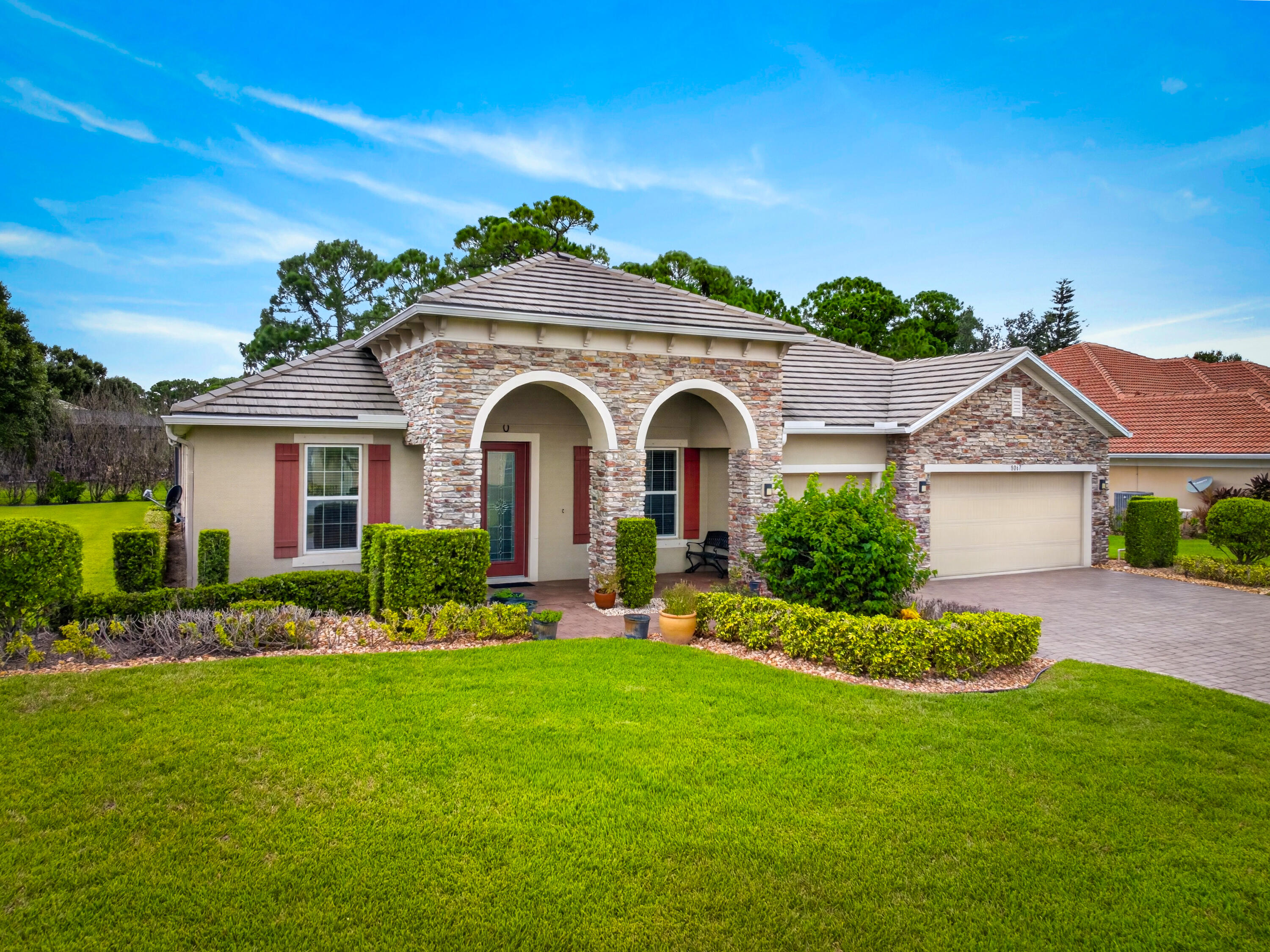 View details of listing 8067 KIAWAH Trace, Port St. Lucie, FL 34986 Port St. Lucie with MLS#