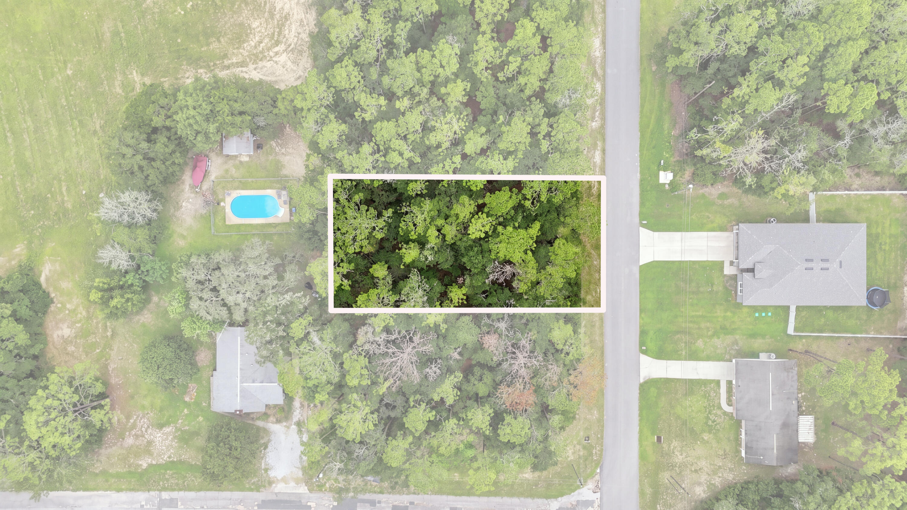 View details of listing 2076 W ARBUTUS Drive, Dunnellon, FL 34434 Dunnellon with MLS#