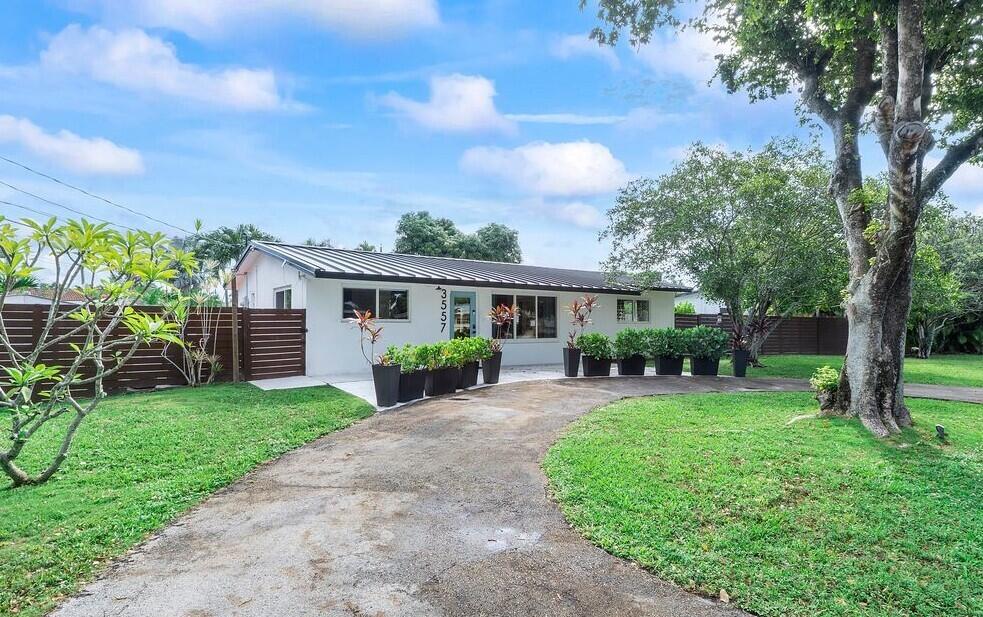 Listing  3557 LLOYD Drive, Oakland Park, FL 33309, Oakland Park, FL 33309