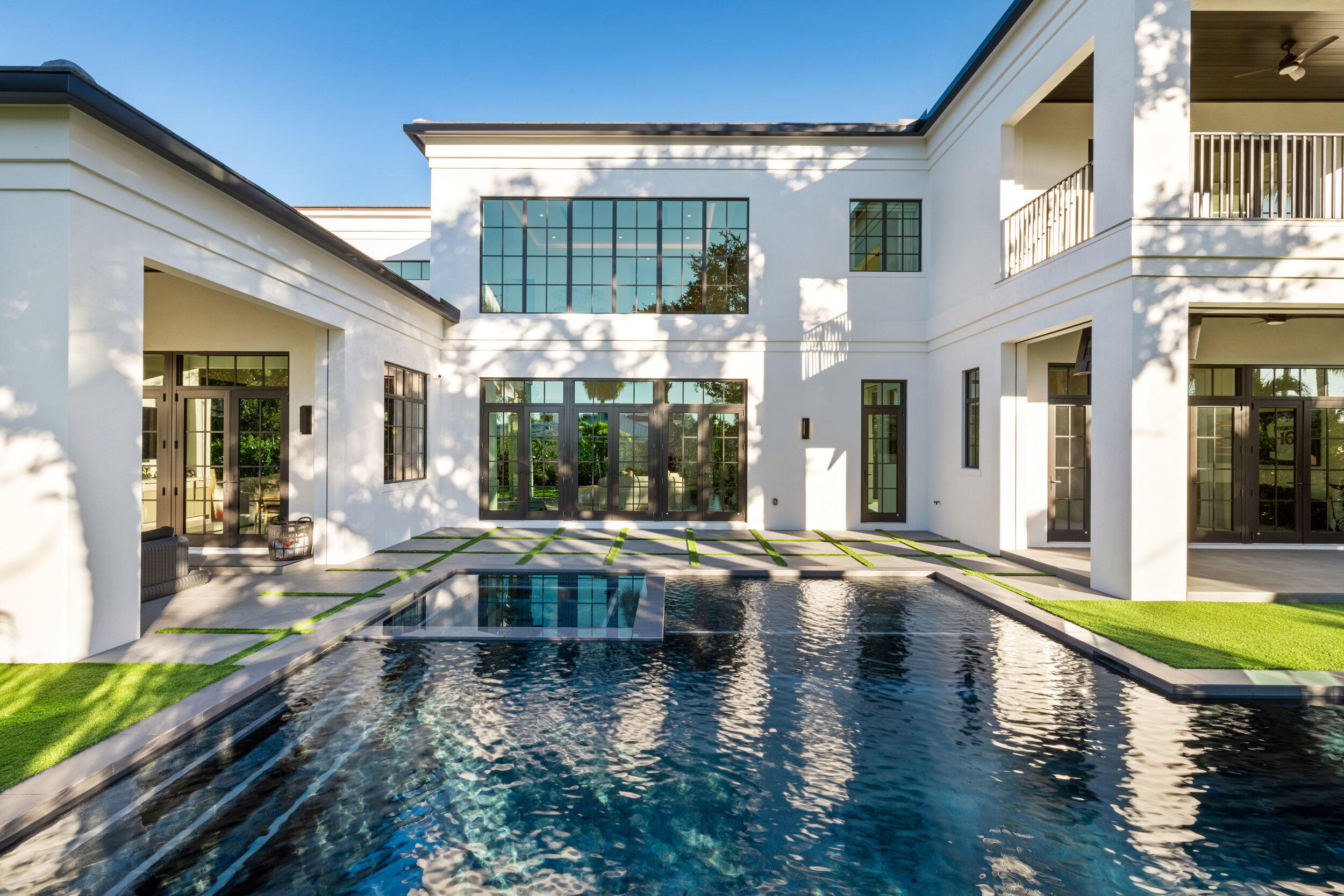 View details of listing 12385 COCONUT ROW Road, Palm Beach Gardens, FL 33410 Palm Beach Gardens with MLS#