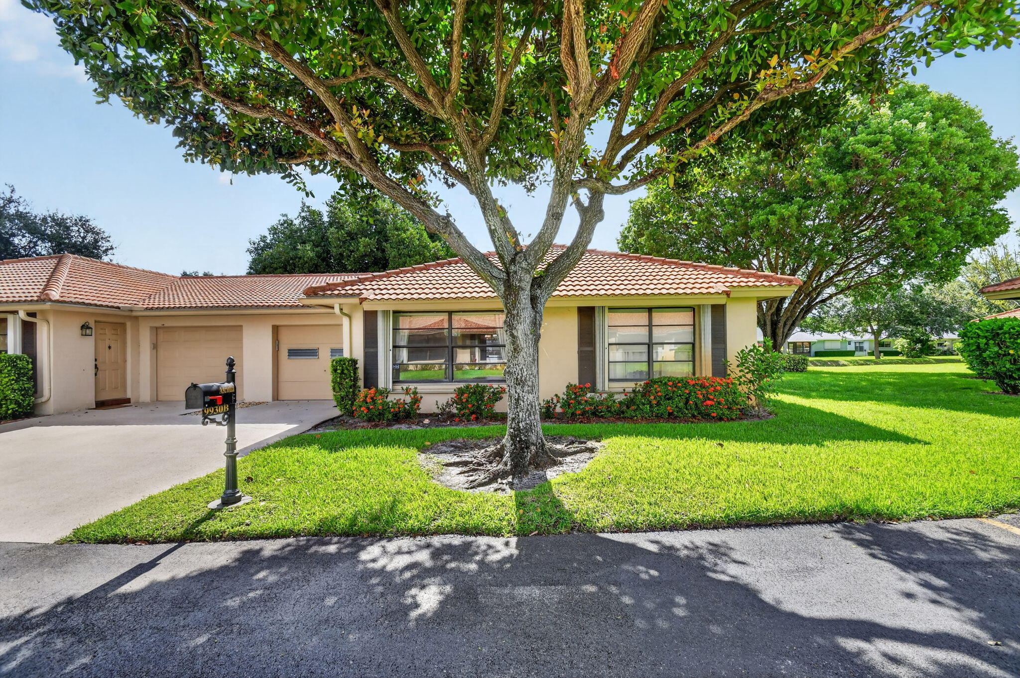 View details of listing 9930 FRANGIPANI TREE Way B, Boynton Beach, FL 33436 Boynton Beach with MLS#