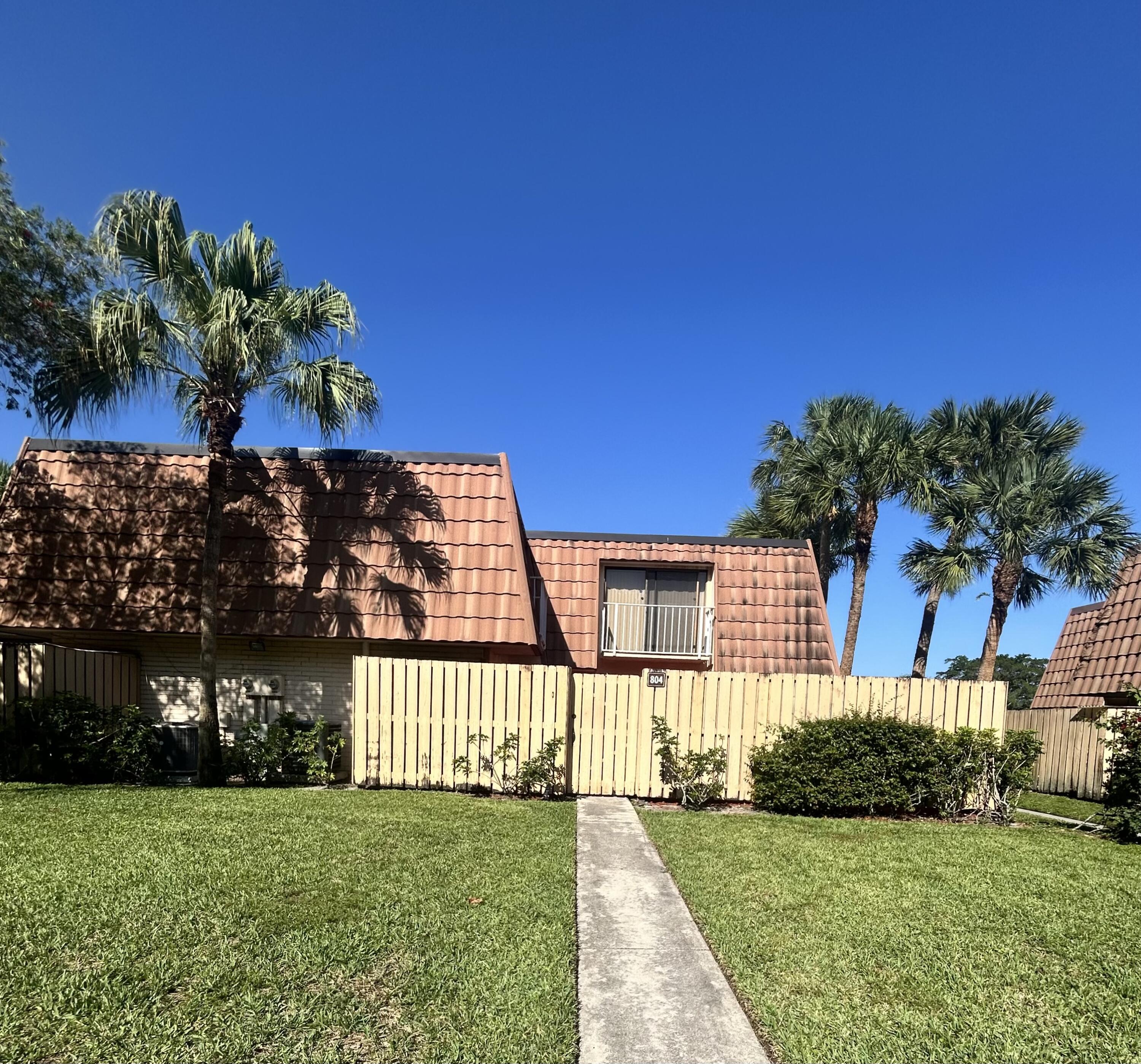 View details of listing 804 BLUE RIDGE Circle, West Palm Beach, FL 33409 West Palm Beach with MLS#