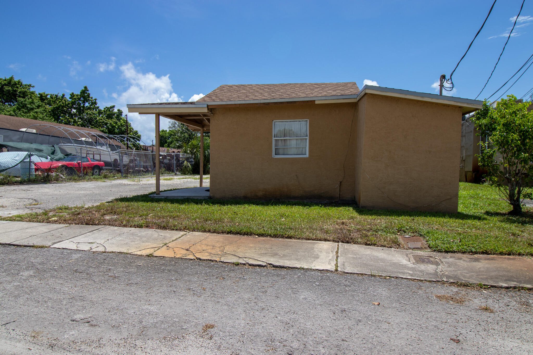 View details of listing 242 SW 7TH Court, Deerfield Beach, FL 33441 Deerfield Beach with MLS#