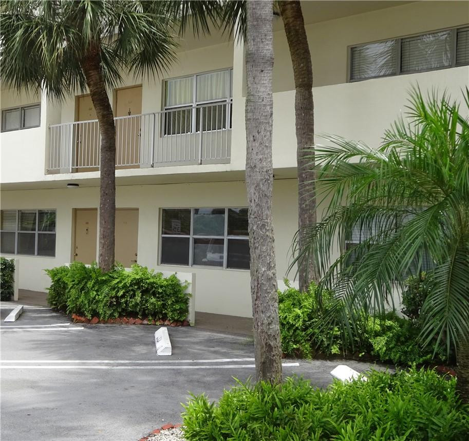 Listing  2840 NE 14th Street Causeway 109, Pompano Beach, FL 33062, Pompano Beach, FL 33062