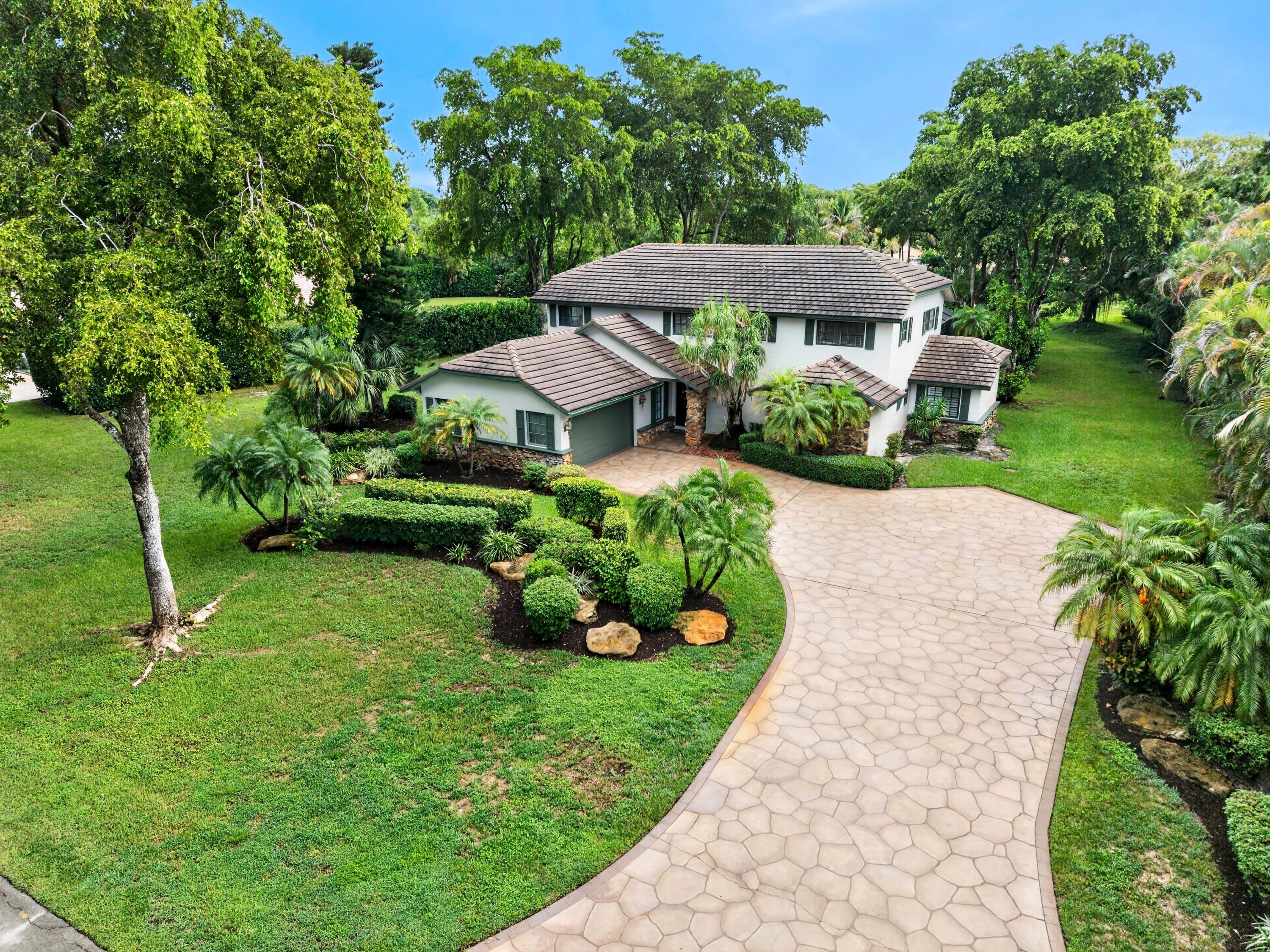 View details of listing 7100 E Cypresshead Drive E, Parkland, FL 33067 Parkland with MLS#