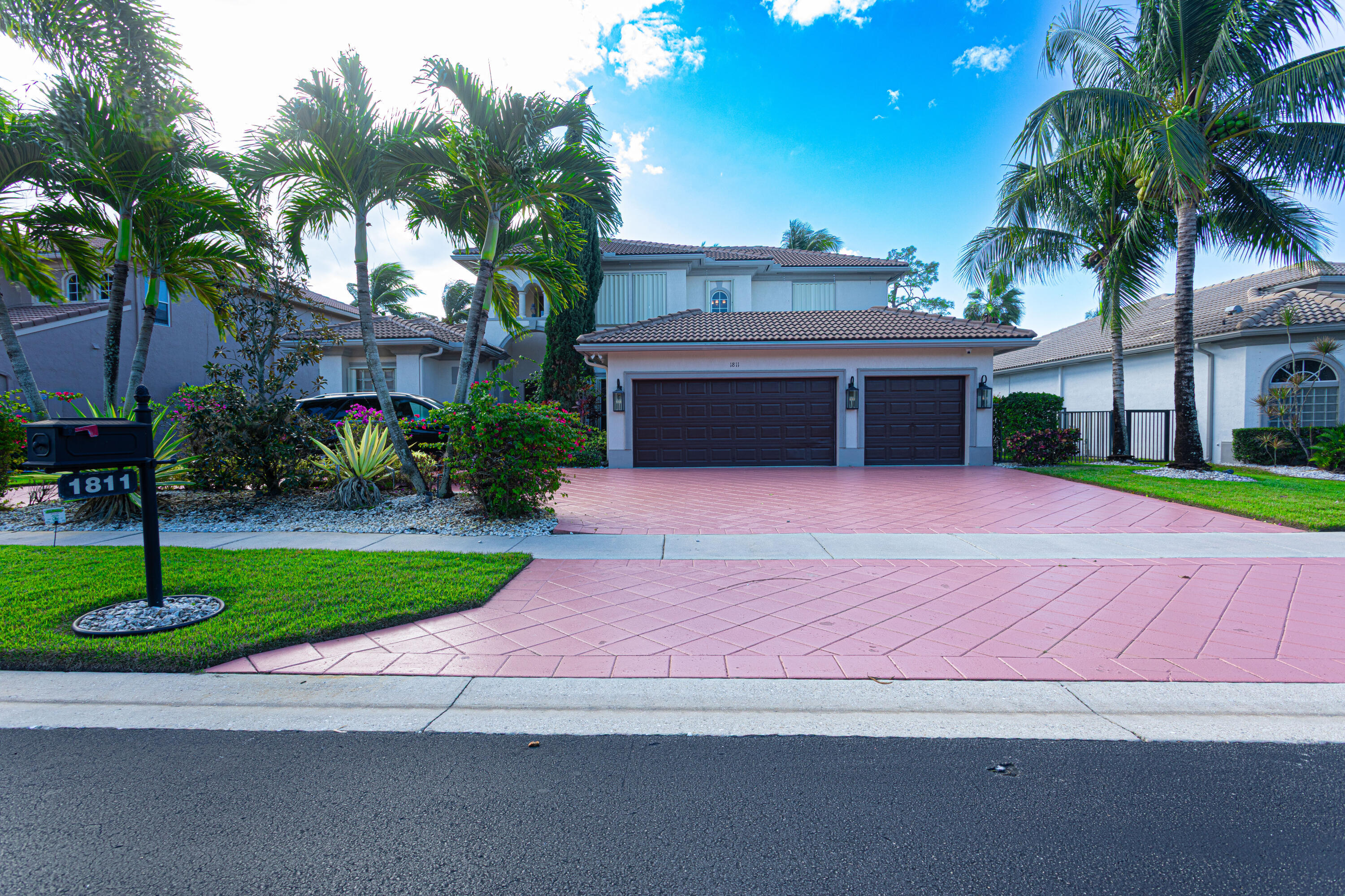 Listing  1811 WALDORF Drive, Royal Palm Beach, FL 33411, Royal Palm Beach, FL 33411
