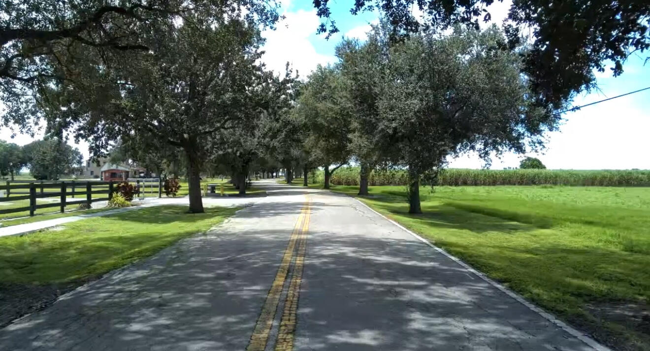 View details of listing 10 Congleton Drive, Belle Glade, FL 33430 Belle Glade with MLS# 