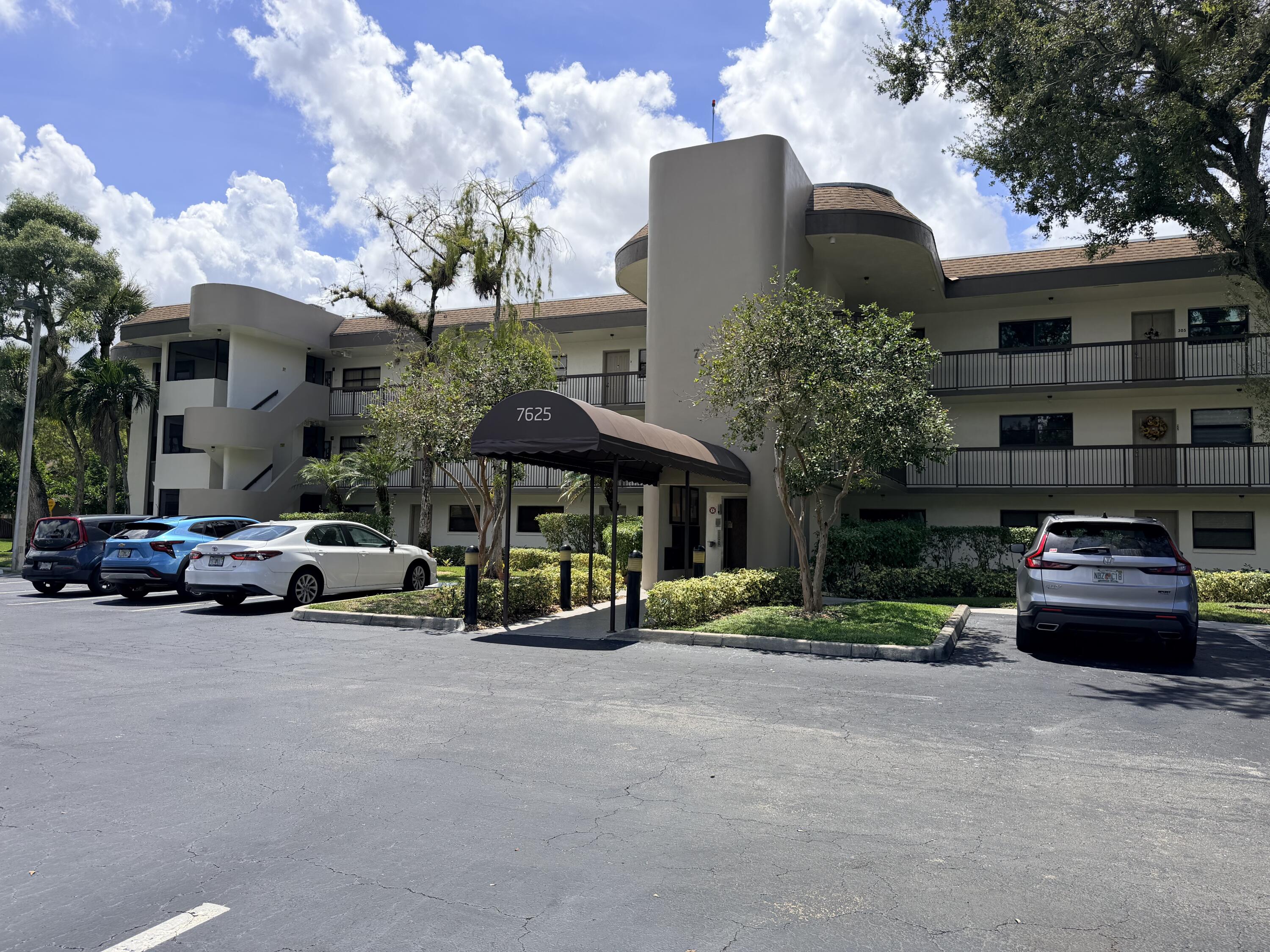 Listing  7625 NW 79th Avenue Unit 107, Tamarac, FL 33321, Tamarac, FL 33321