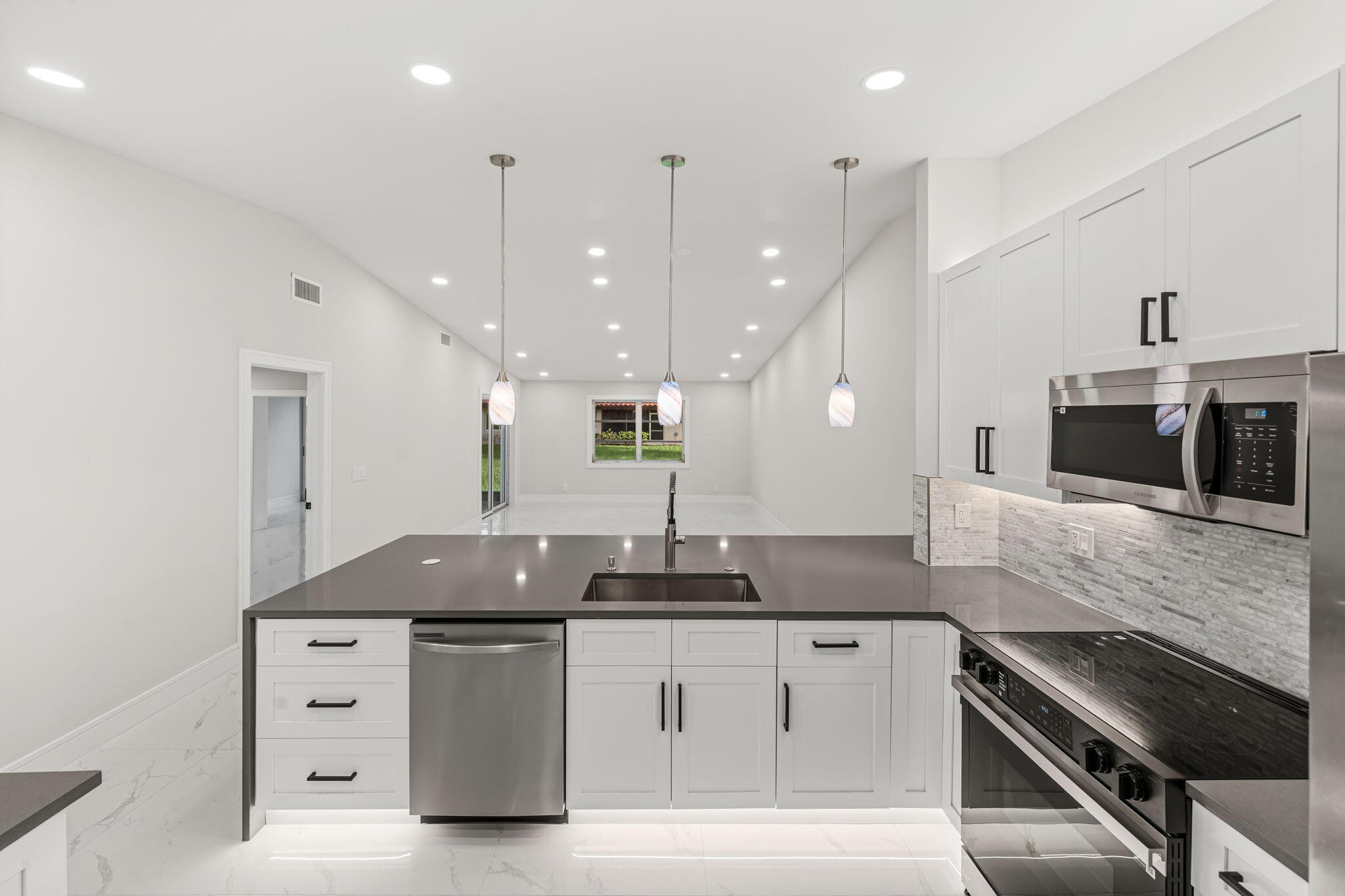Listing  6083 MILLINGTON Way, Delray Beach, FL 33484, Delray Beach, FL 33484