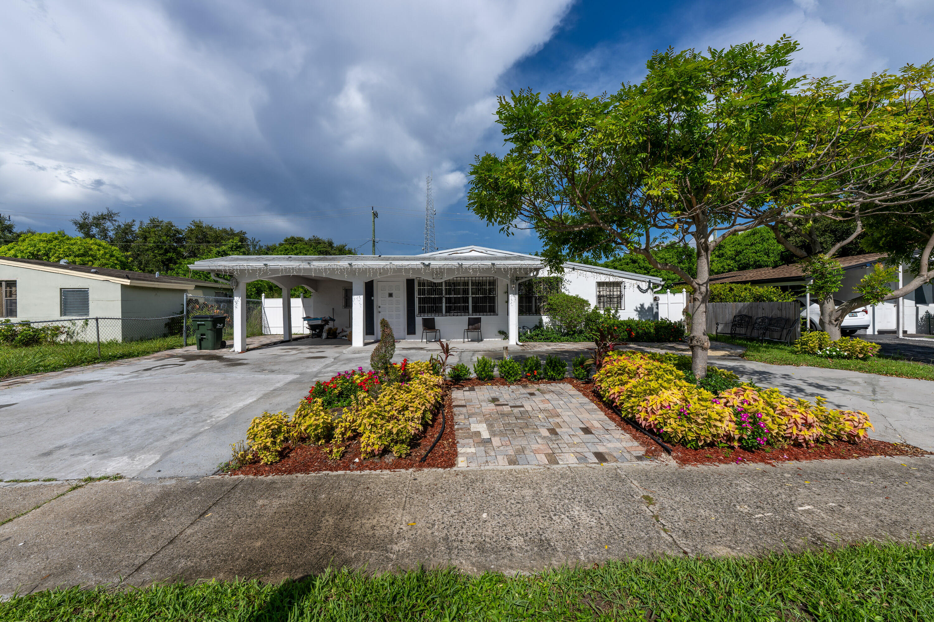 Listing  406 SW 15TH Terrace, Delray Beach, FL 33444, Delray Beach, FL 33444