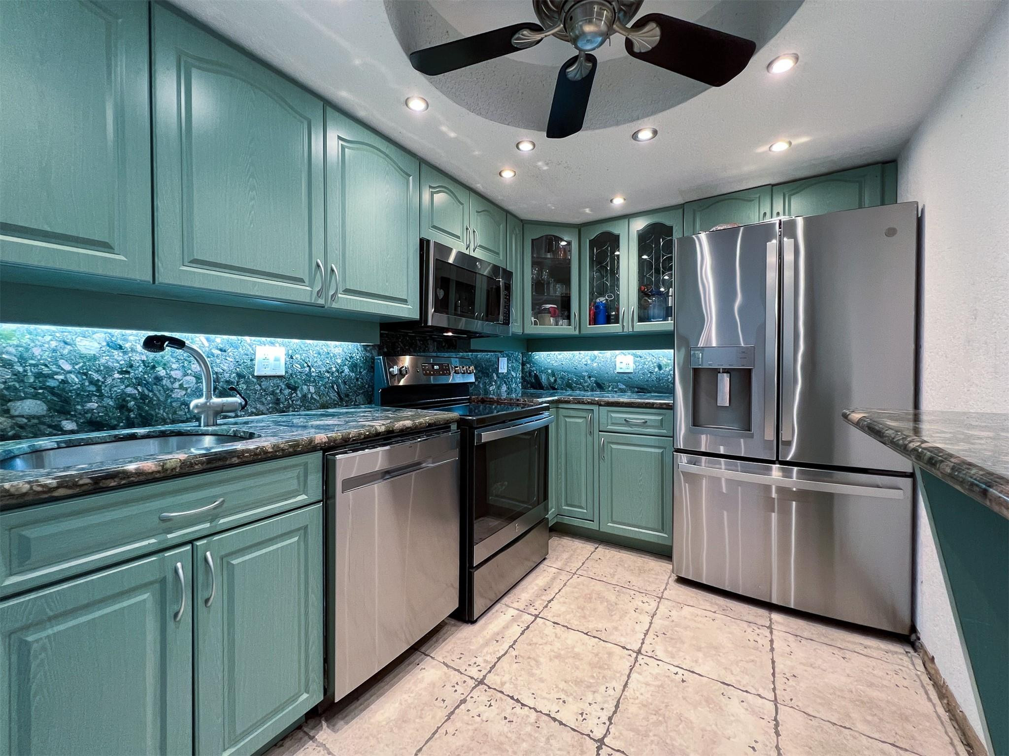 Listing  101 Briny Avenue 810, Pompano Beach, FL 33062, Pompano Beach, FL 33062