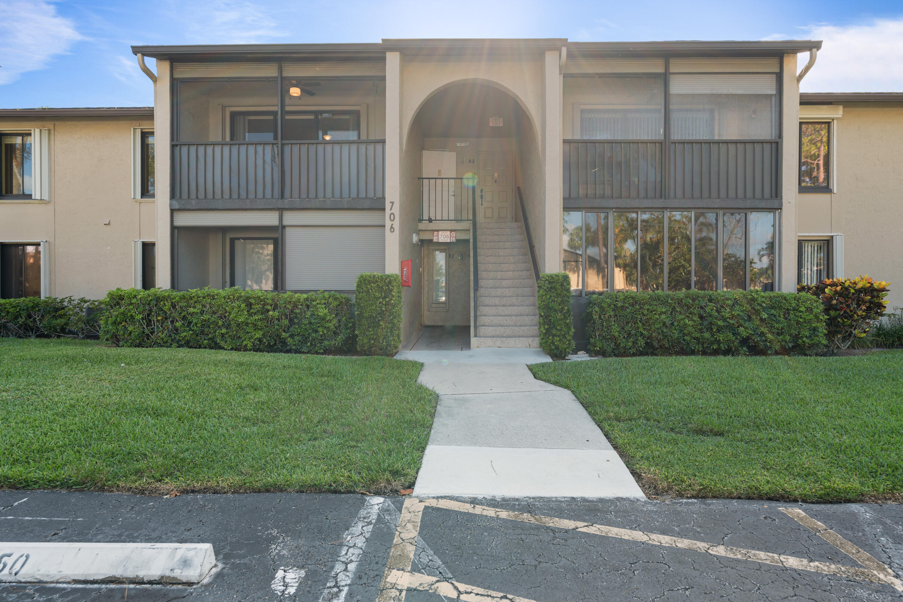 Listing  706 Sunny Pine Way E2, Greenacres, FL 33415, Greenacres, FL 33415