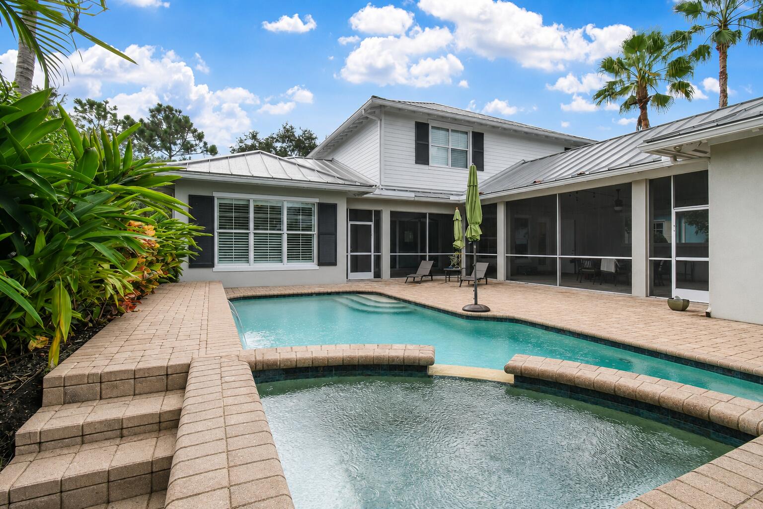 View details of listing 2664 Greenway Drive, Jupiter, FL 33458 Jupiter with MLS#