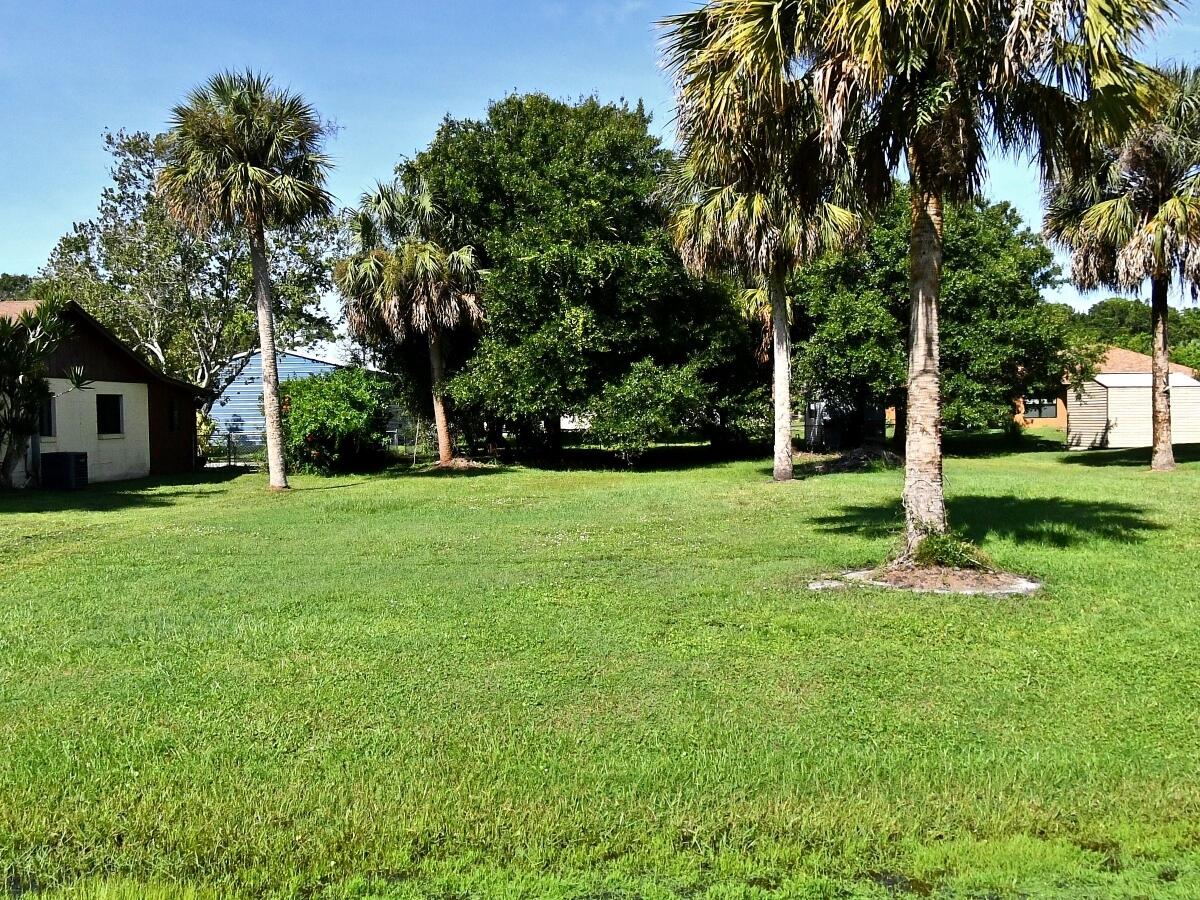View details of listing 0 HICKORY, Fort Pierce, FL 34982 Fort Pierce with MLS#