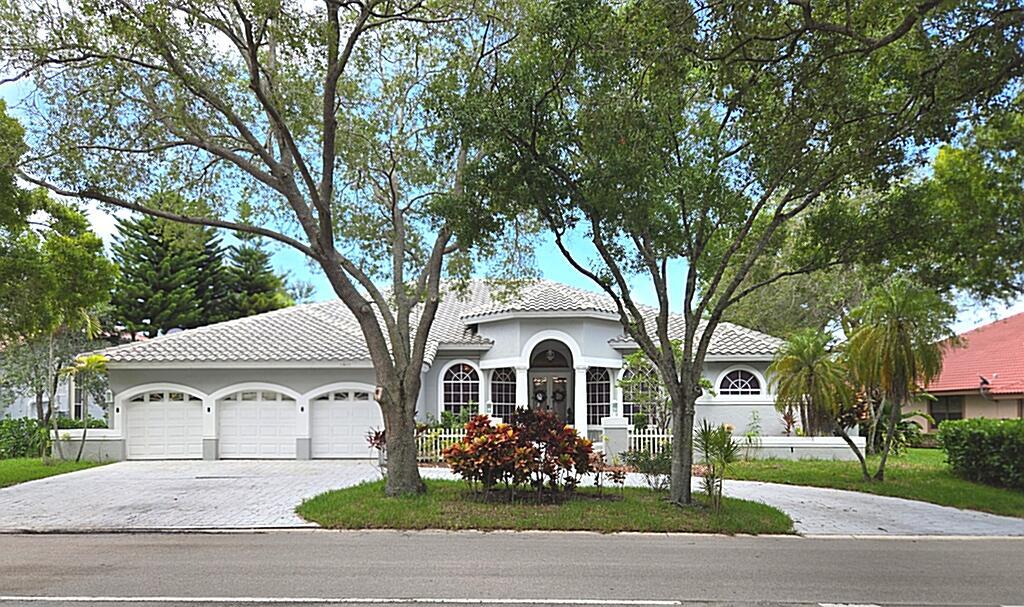 Listing  1811 Eagle Trace Boulevard W, Coral Springs, FL 33071, Coral Springs, FL 33071