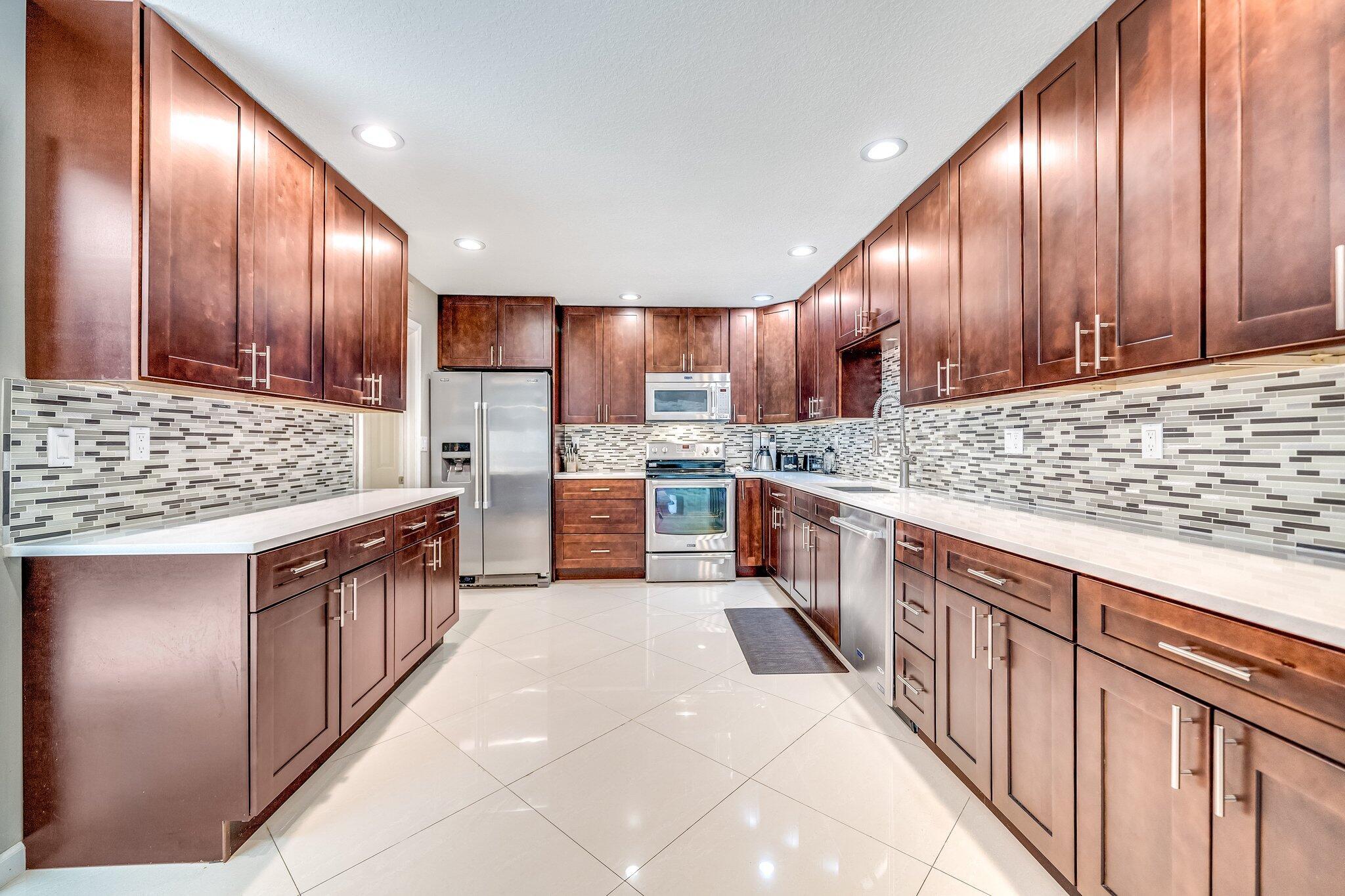 Listing  574 Juniper Place, Wellington, FL 33414, Wellington, FL 33414